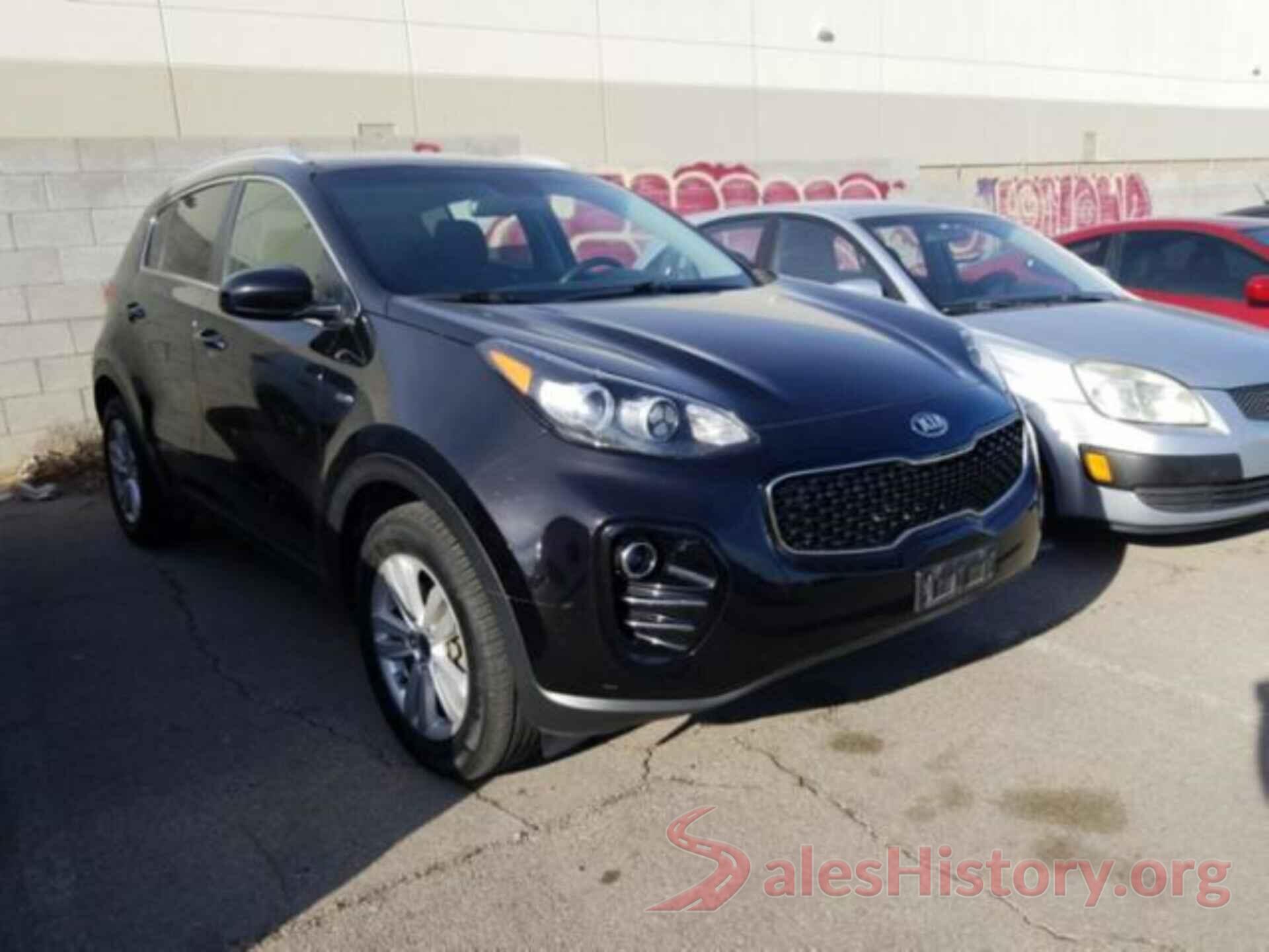 KNDPMCAC0J7365820 2018 KIA SPORTAGE