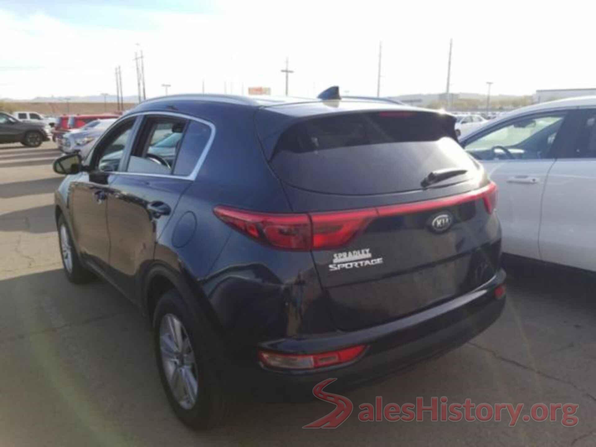 KNDPMCAC0J7365820 2018 KIA SPORTAGE