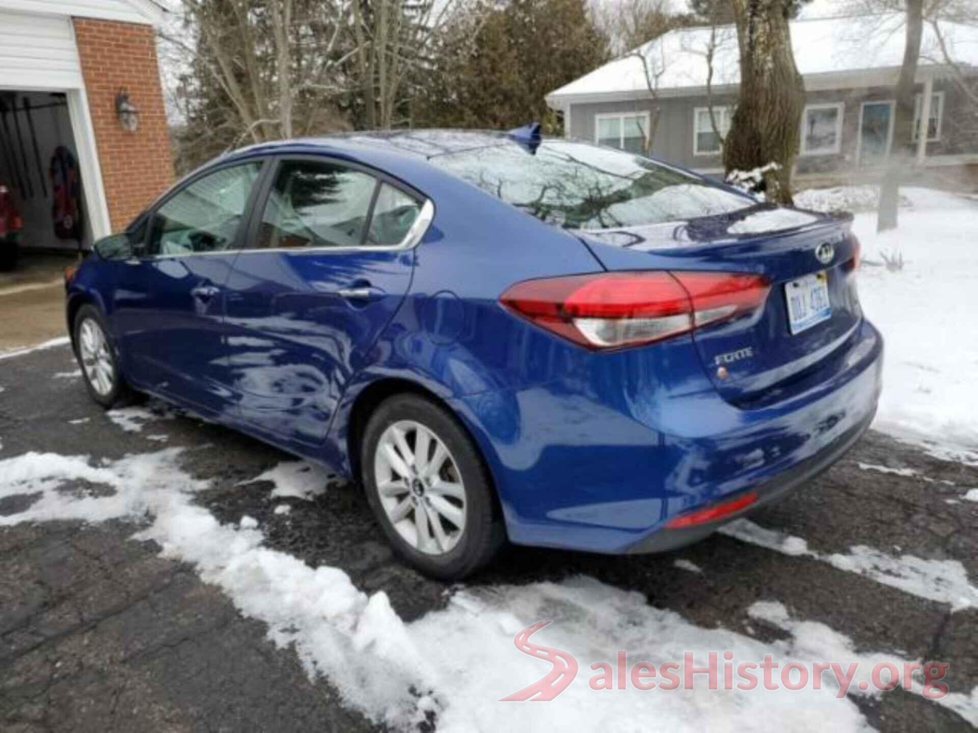 3KPFL4A74HE151138 2017 KIA FORTE