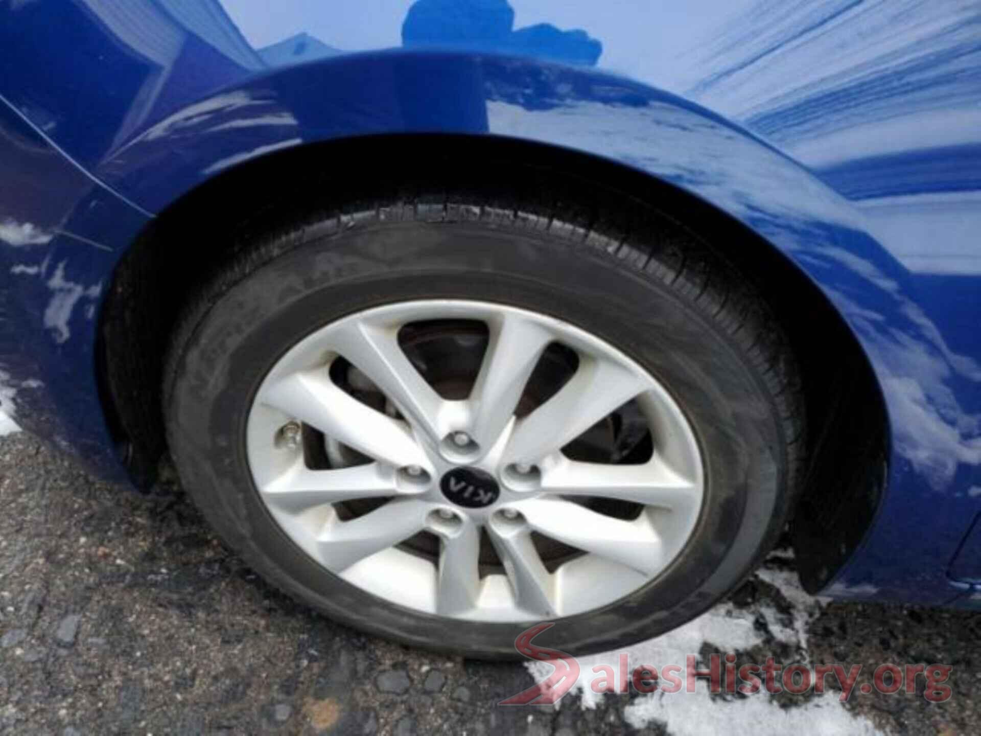 3KPFL4A74HE151138 2017 KIA FORTE