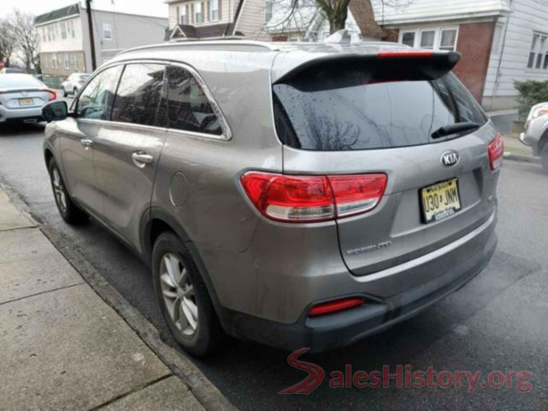 5XYPGDA34JG405185 2018 KIA SORENTO