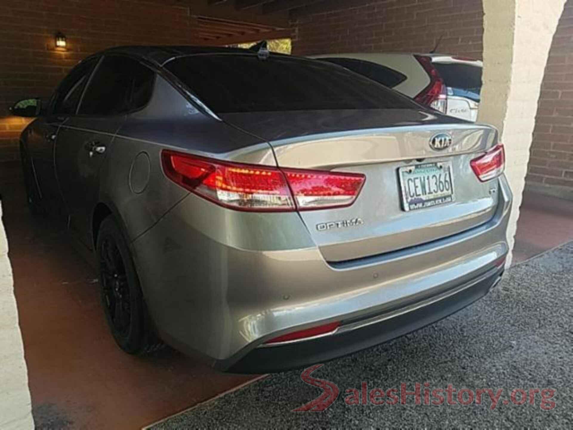 5XXGU4L32JG192280 2018 KIA OPTIMA