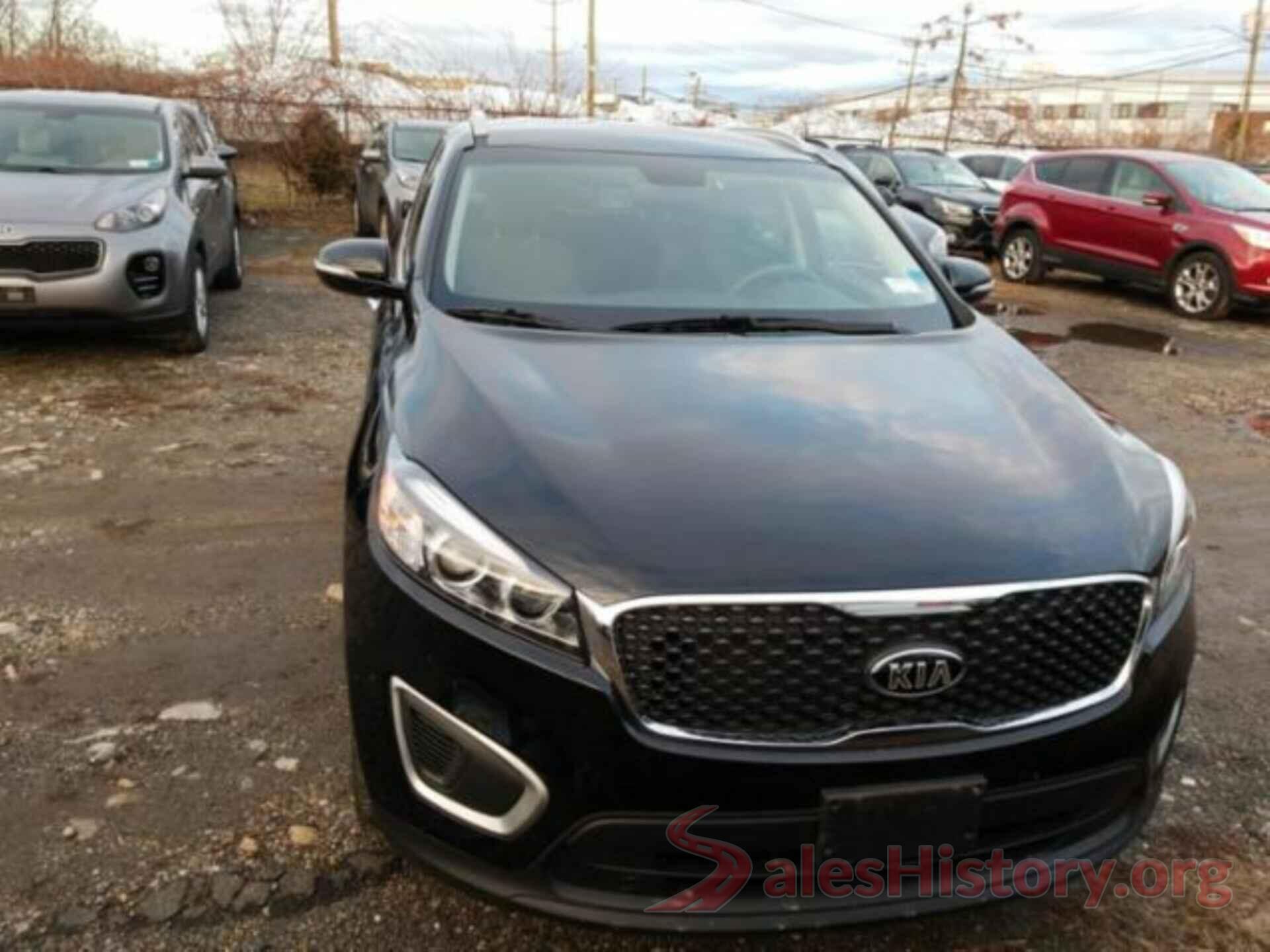 5XYPGDA34JG375427 2018 KIA SORENTO