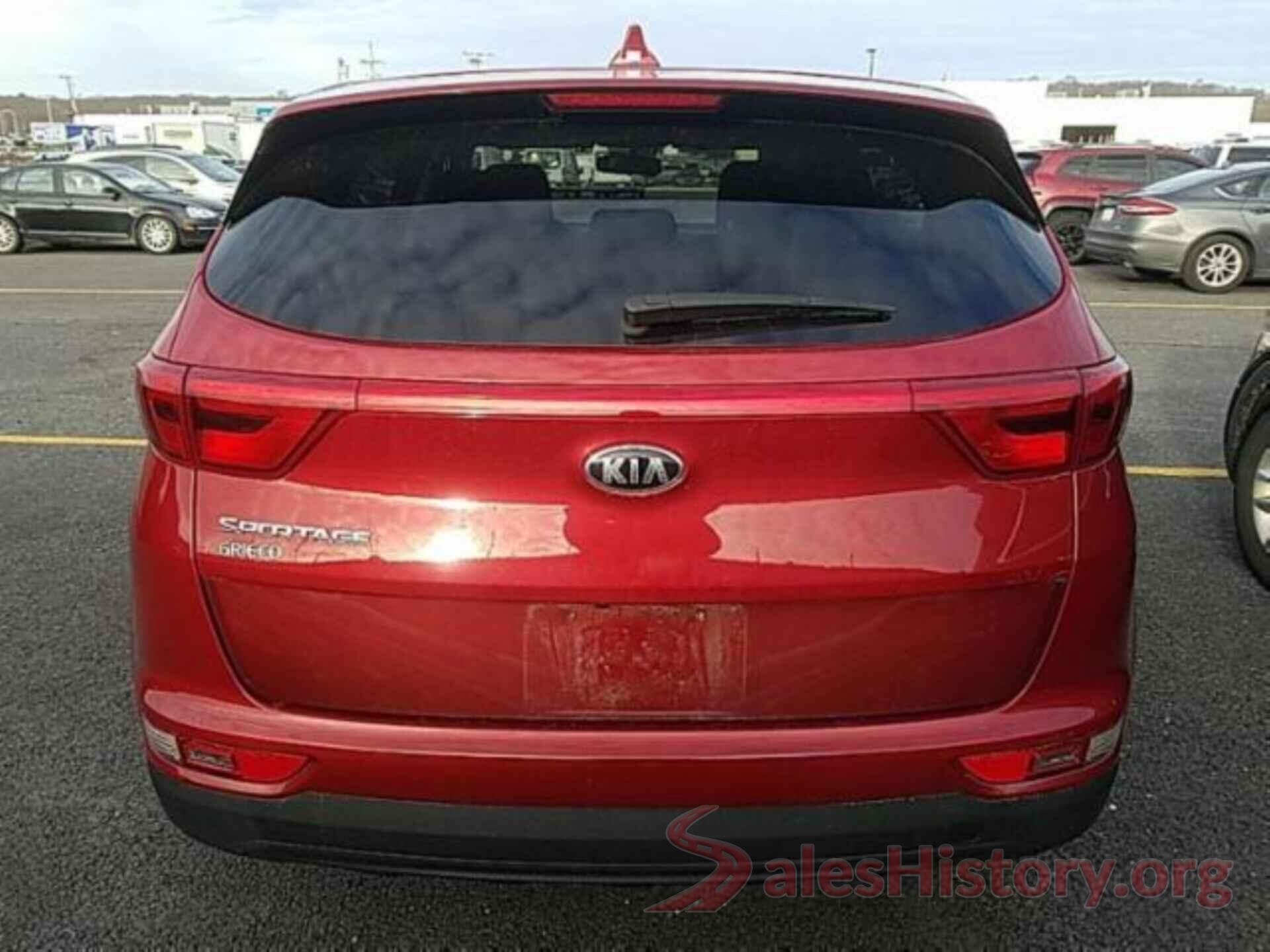 KNDPMCAC6J7389054 2018 KIA SPORTAGE