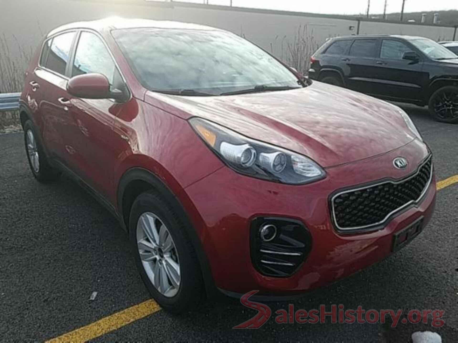 KNDPMCAC6J7389054 2018 KIA SPORTAGE