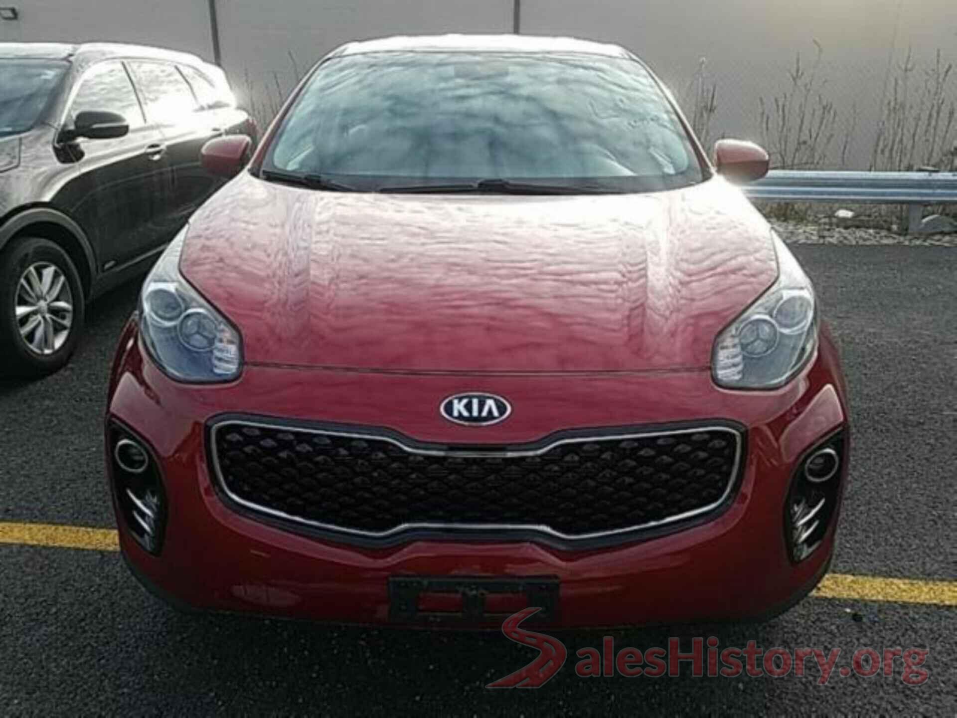 KNDPMCAC6J7389054 2018 KIA SPORTAGE