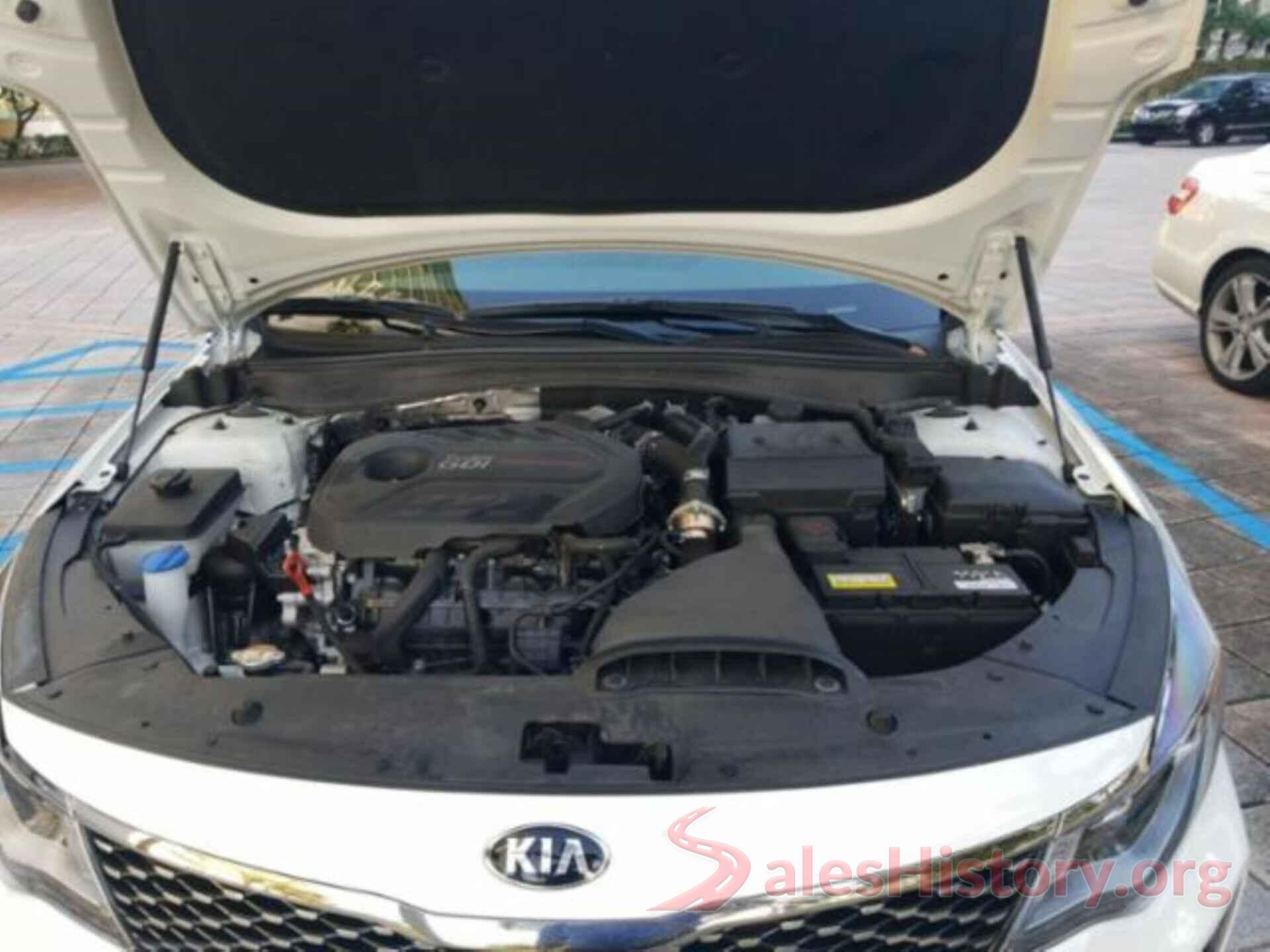 5XXGW4L23JG242718 2018 KIA OPTIMA