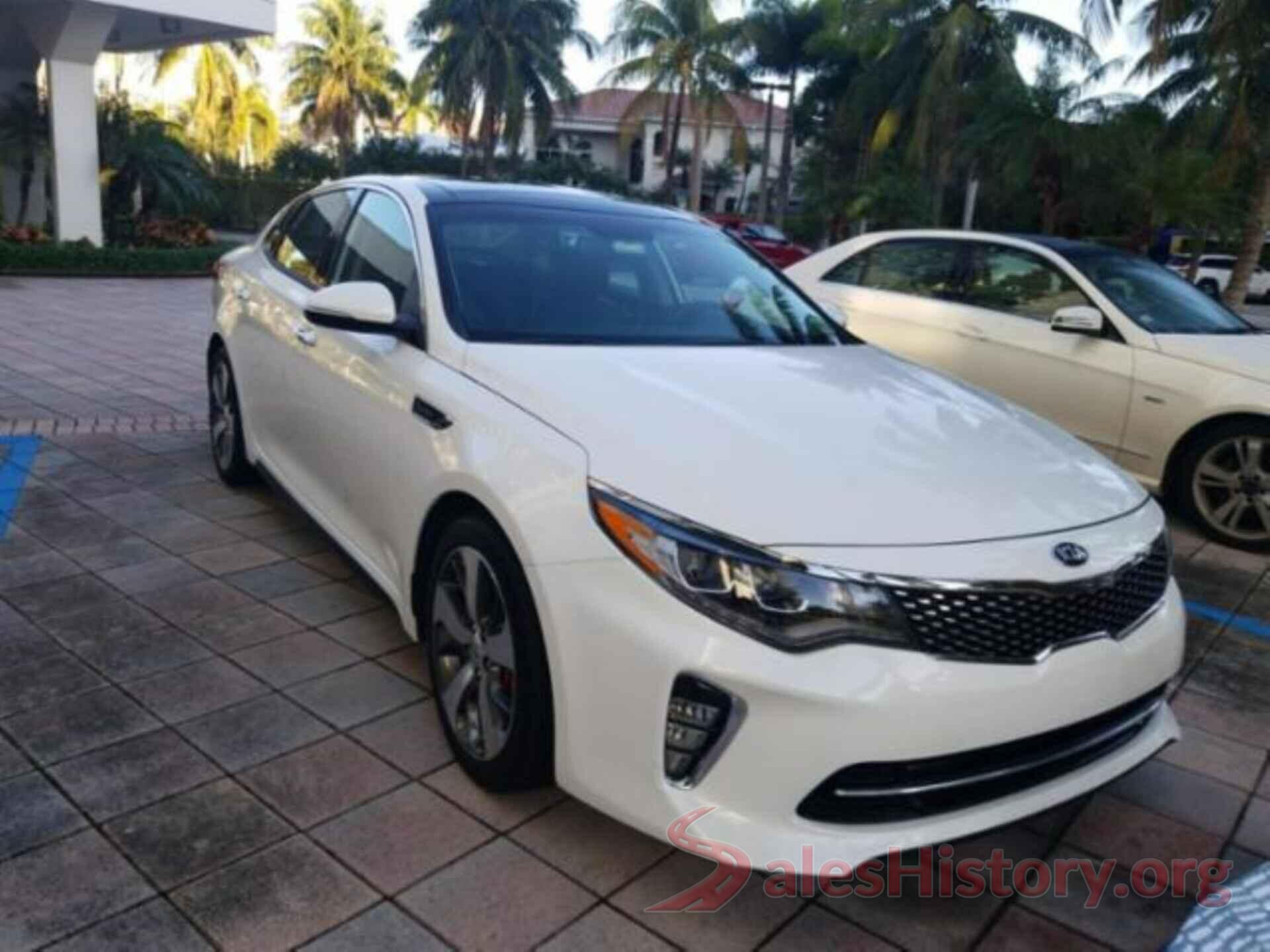 5XXGW4L23JG242718 2018 KIA OPTIMA