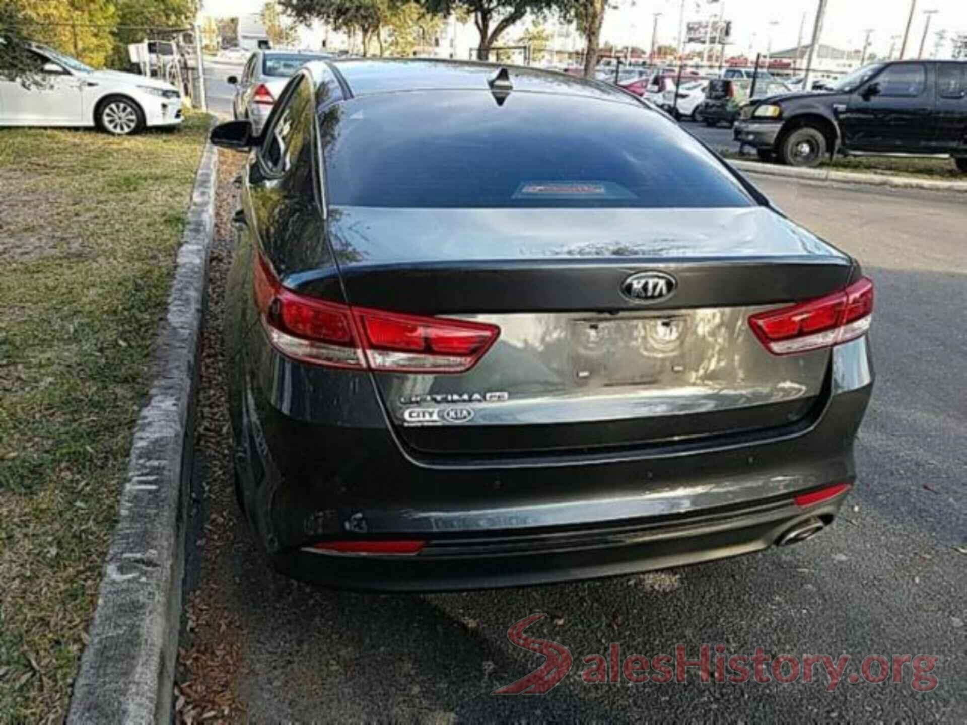 5XXGT4L32HG177887 2017 KIA OPTIMA