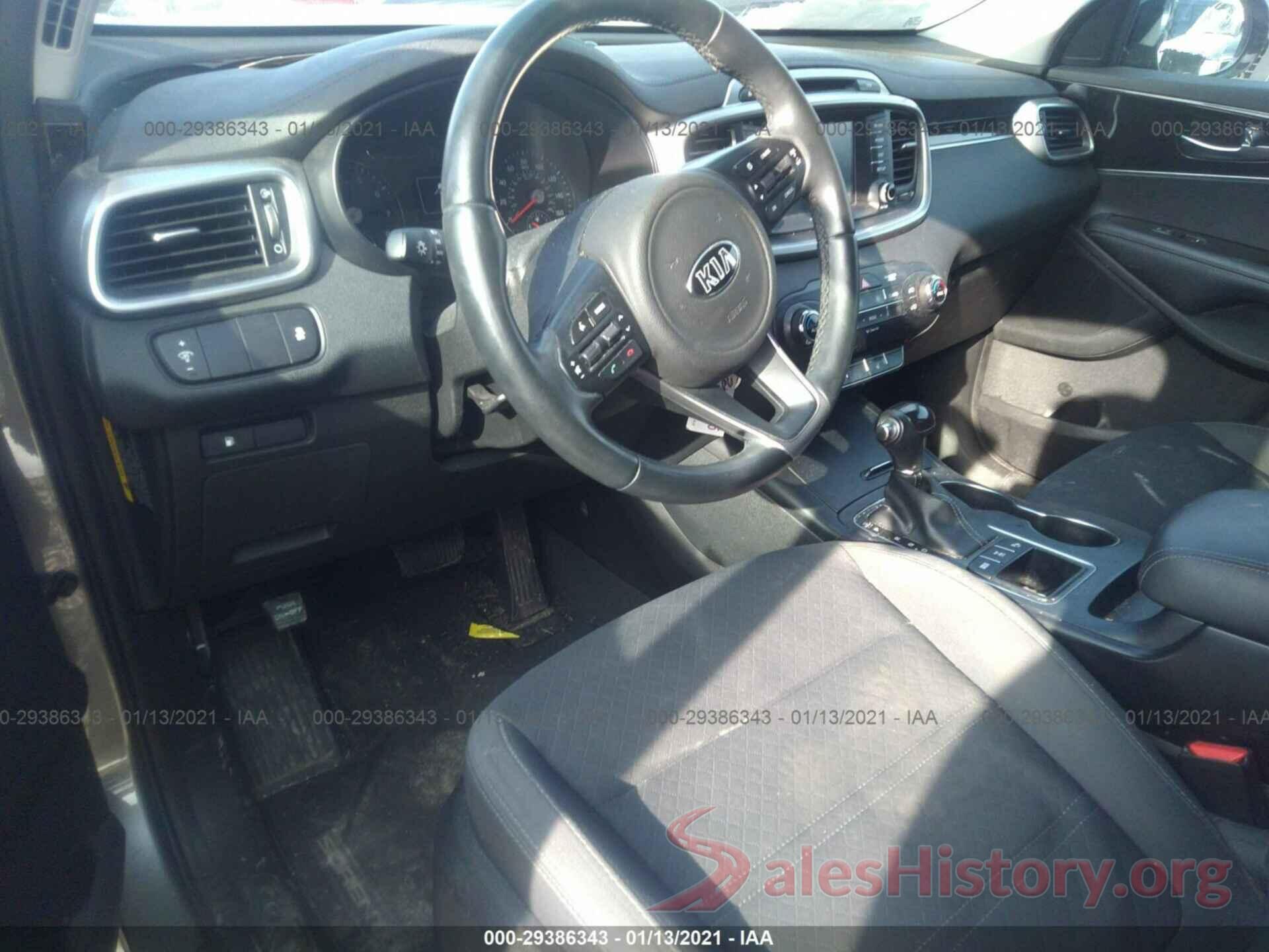 5XYPGDA35JG411612 2018 KIA SORENTO