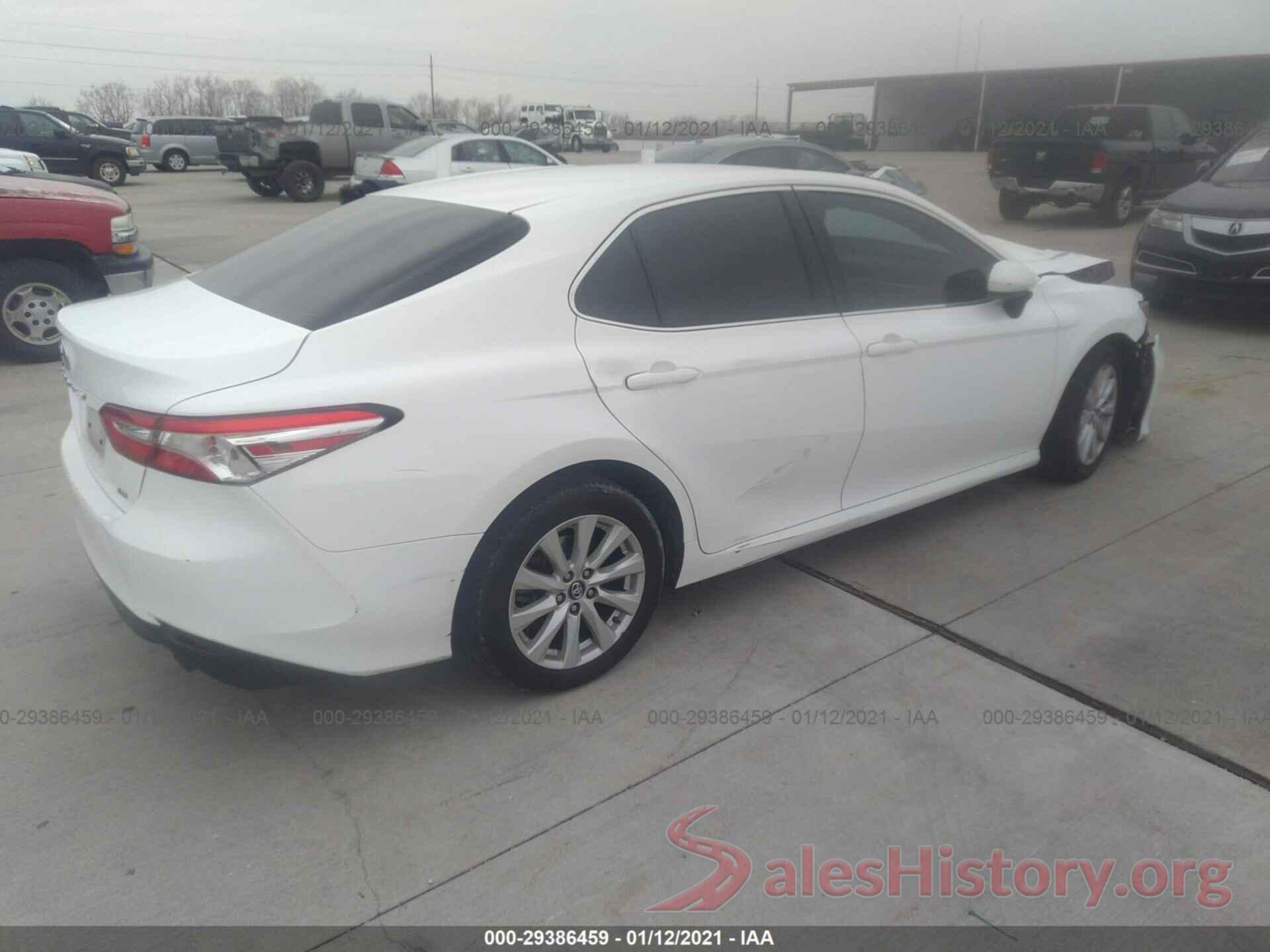 4T1B11HK6JU124734 2018 TOYOTA CAMRY