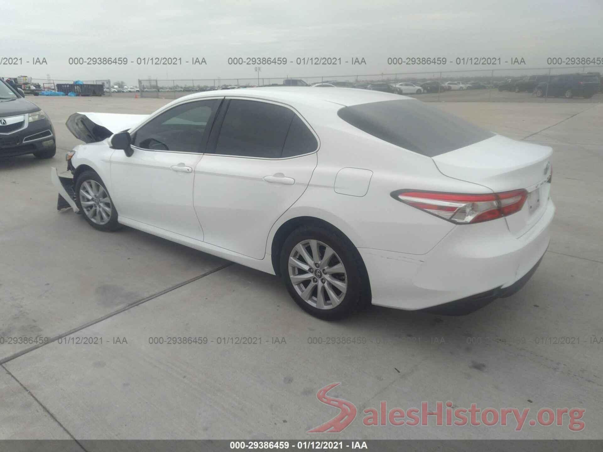 4T1B11HK6JU124734 2018 TOYOTA CAMRY