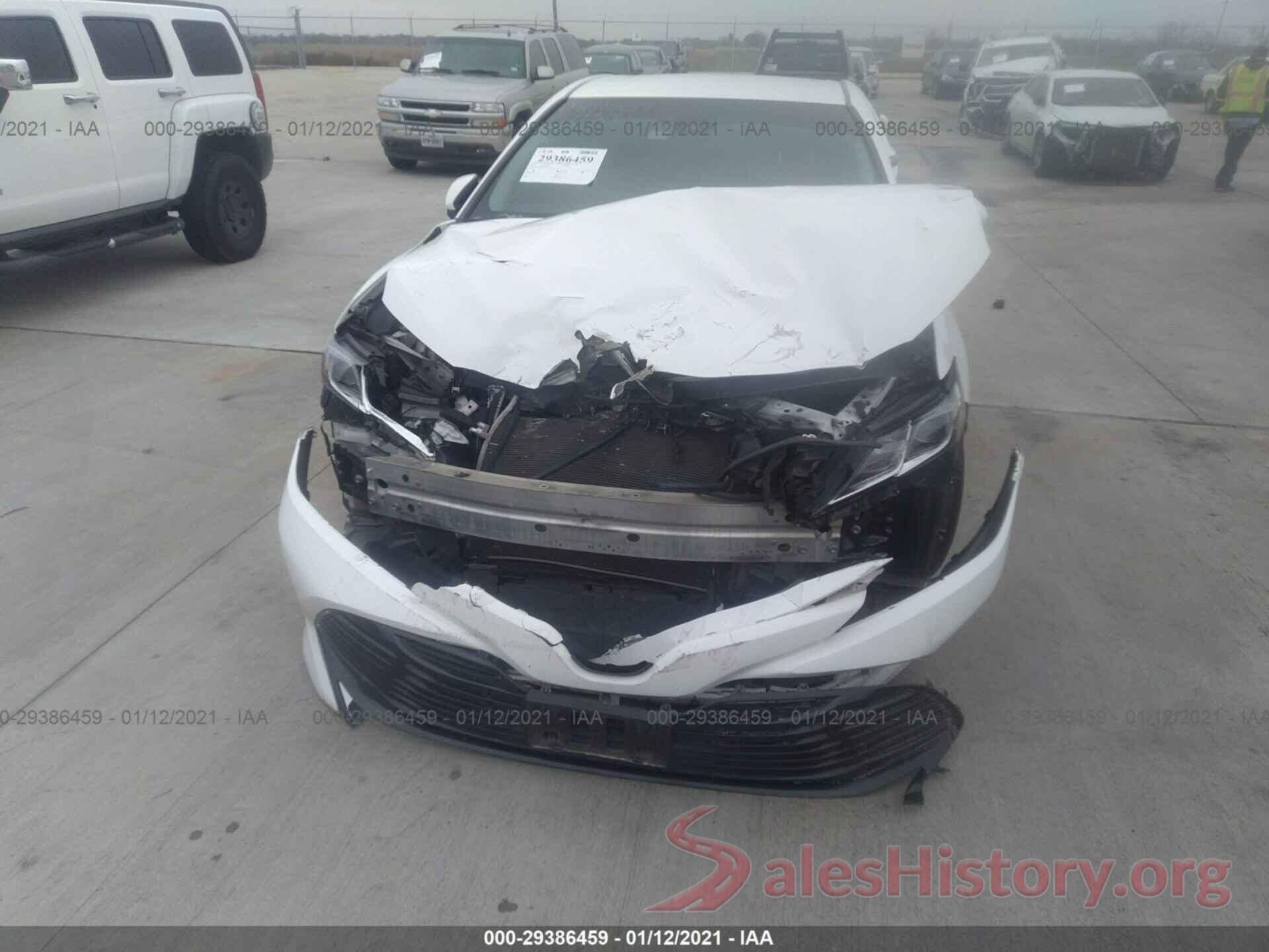 4T1B11HK6JU124734 2018 TOYOTA CAMRY