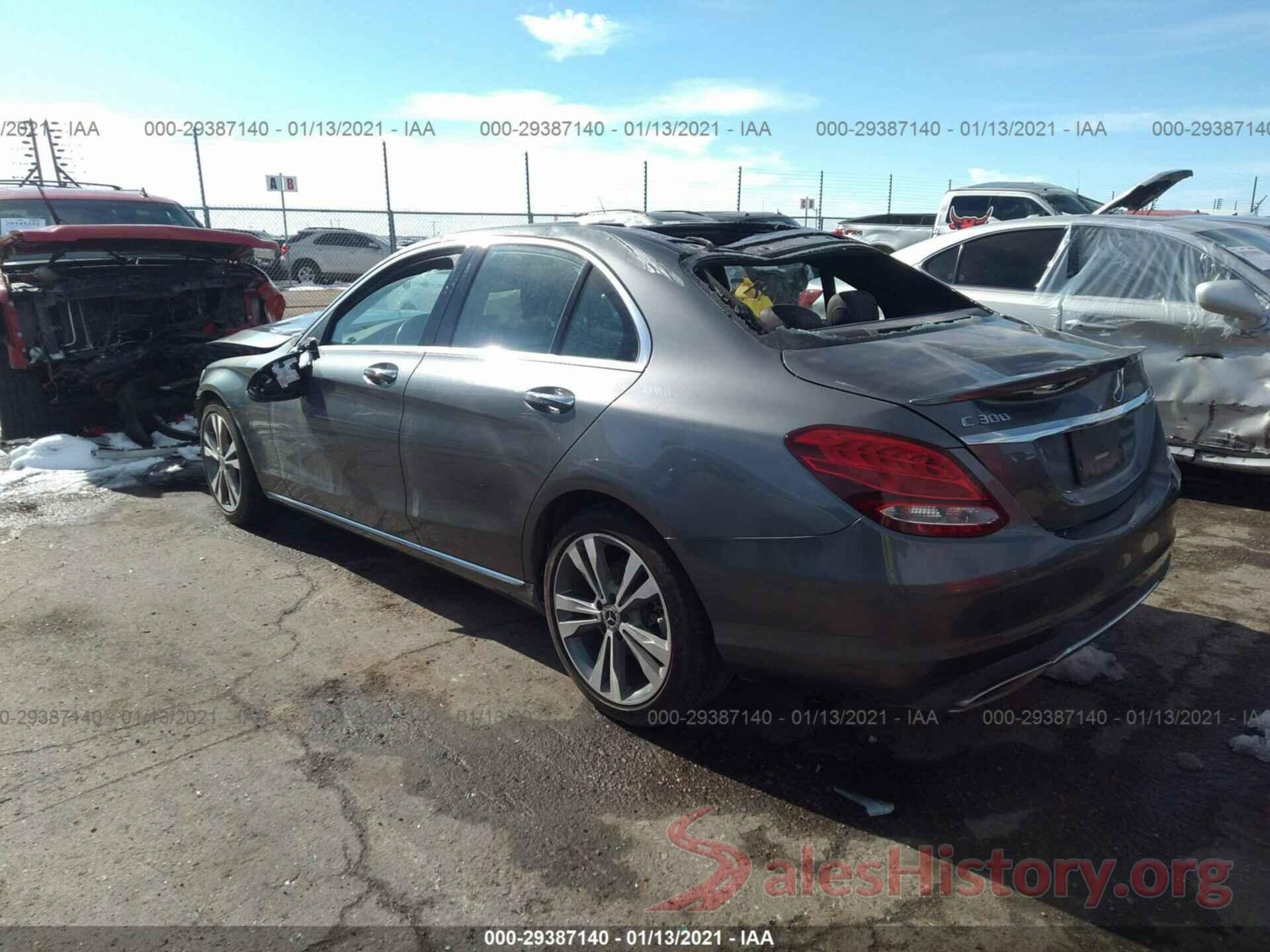 55SWF4JBXJU279281 2018 MERCEDES-BENZ C-CLASS