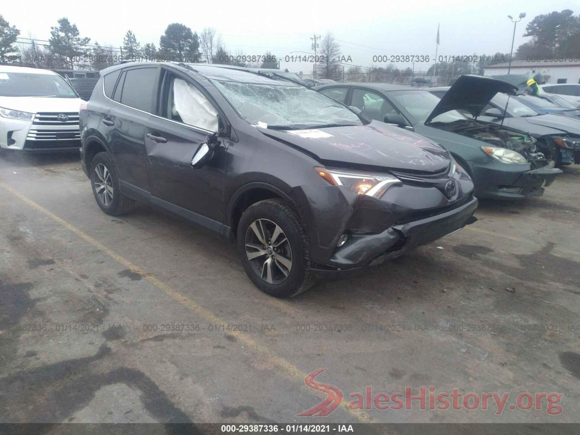 JTMRFREV2JD240434 2018 TOYOTA RAV4