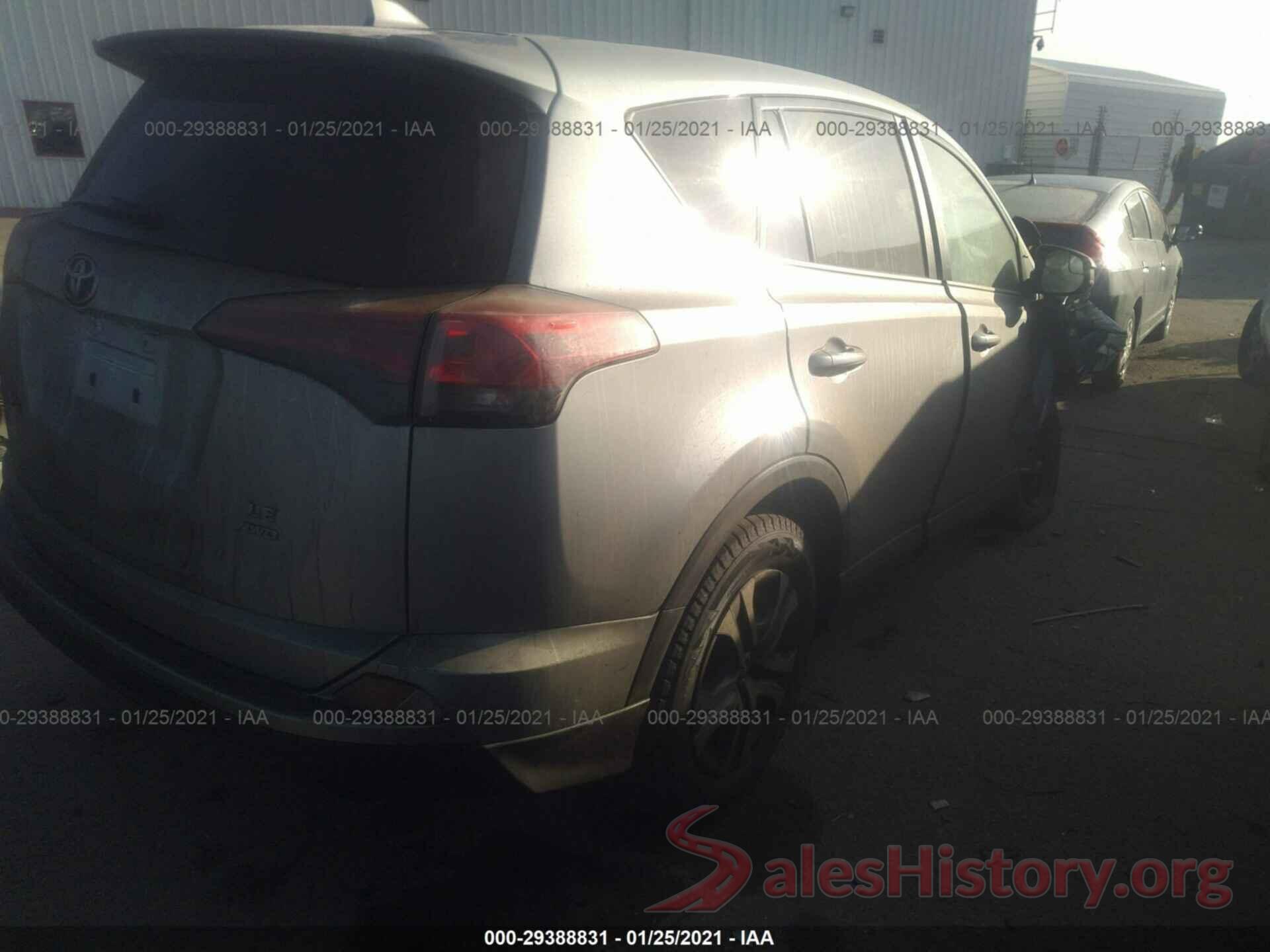 2T3BFREV1JW719027 2018 TOYOTA RAV4