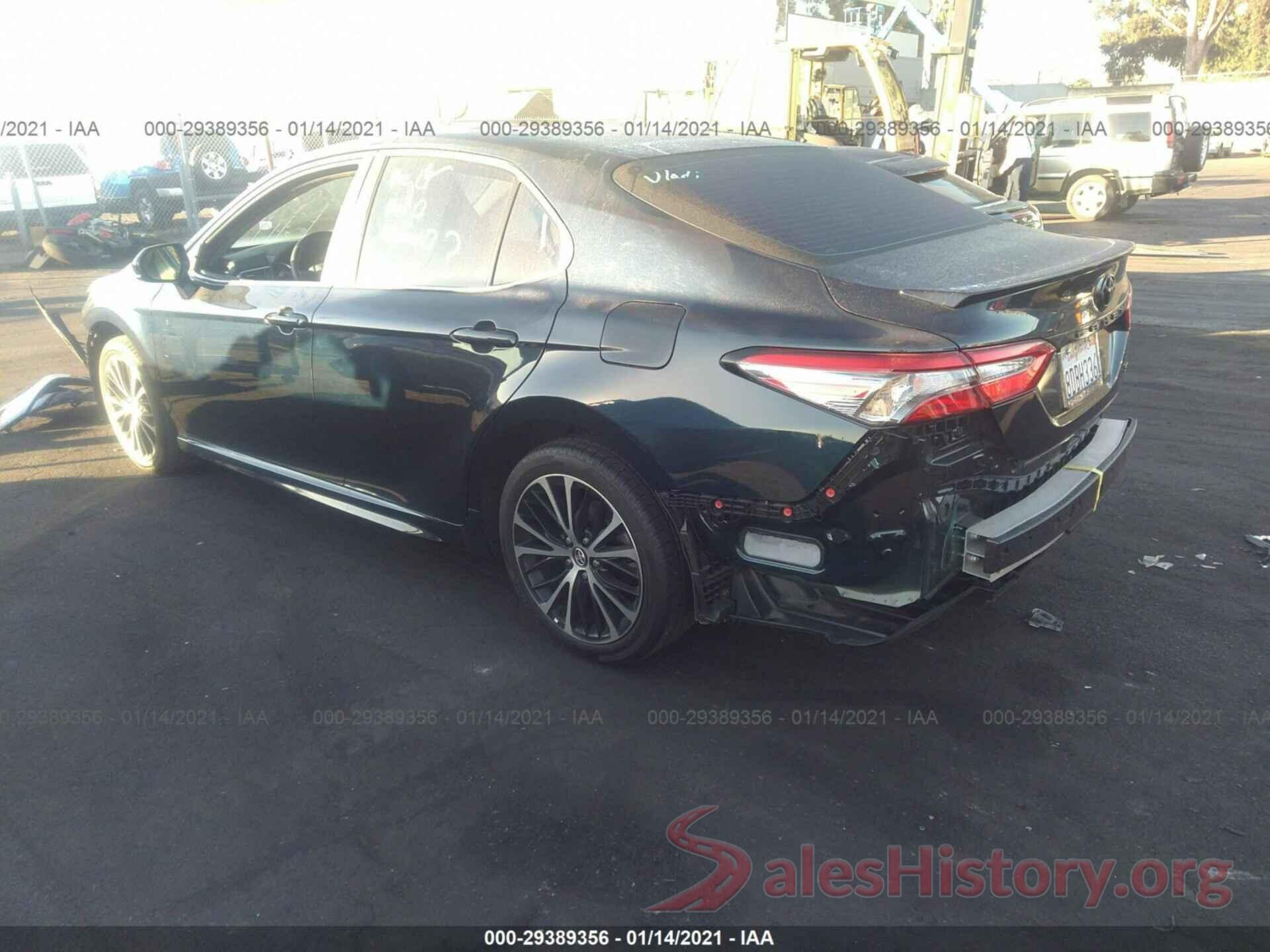 4T1B11HK4JU599881 2018 TOYOTA CAMRY