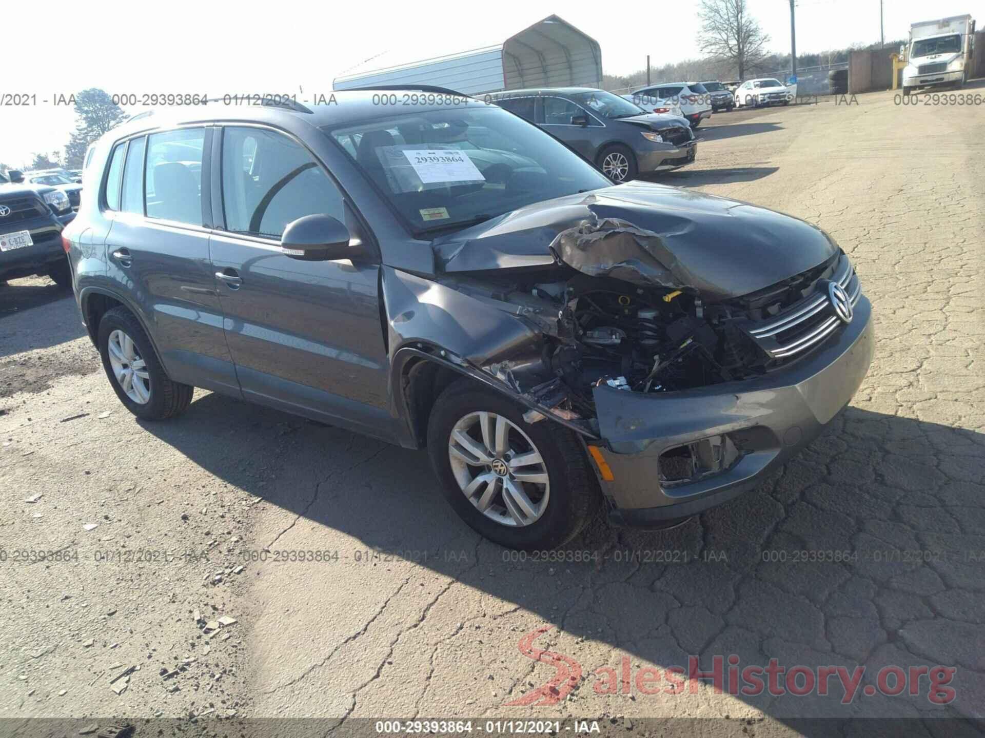 WVGAV7AX8HK024035 2017 VOLKSWAGEN TIGUAN