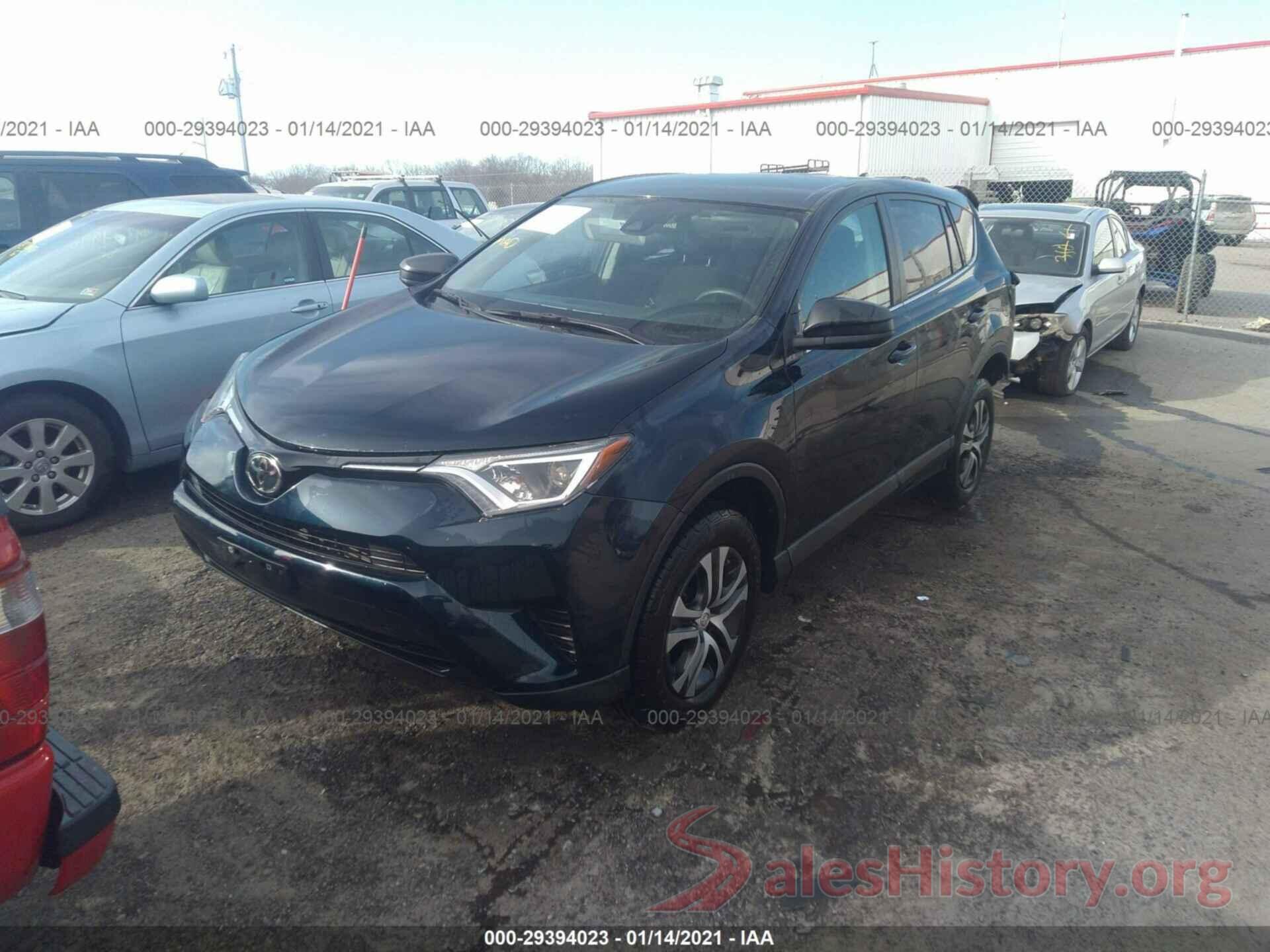 2T3ZFREV0JW422703 2018 TOYOTA RAV4