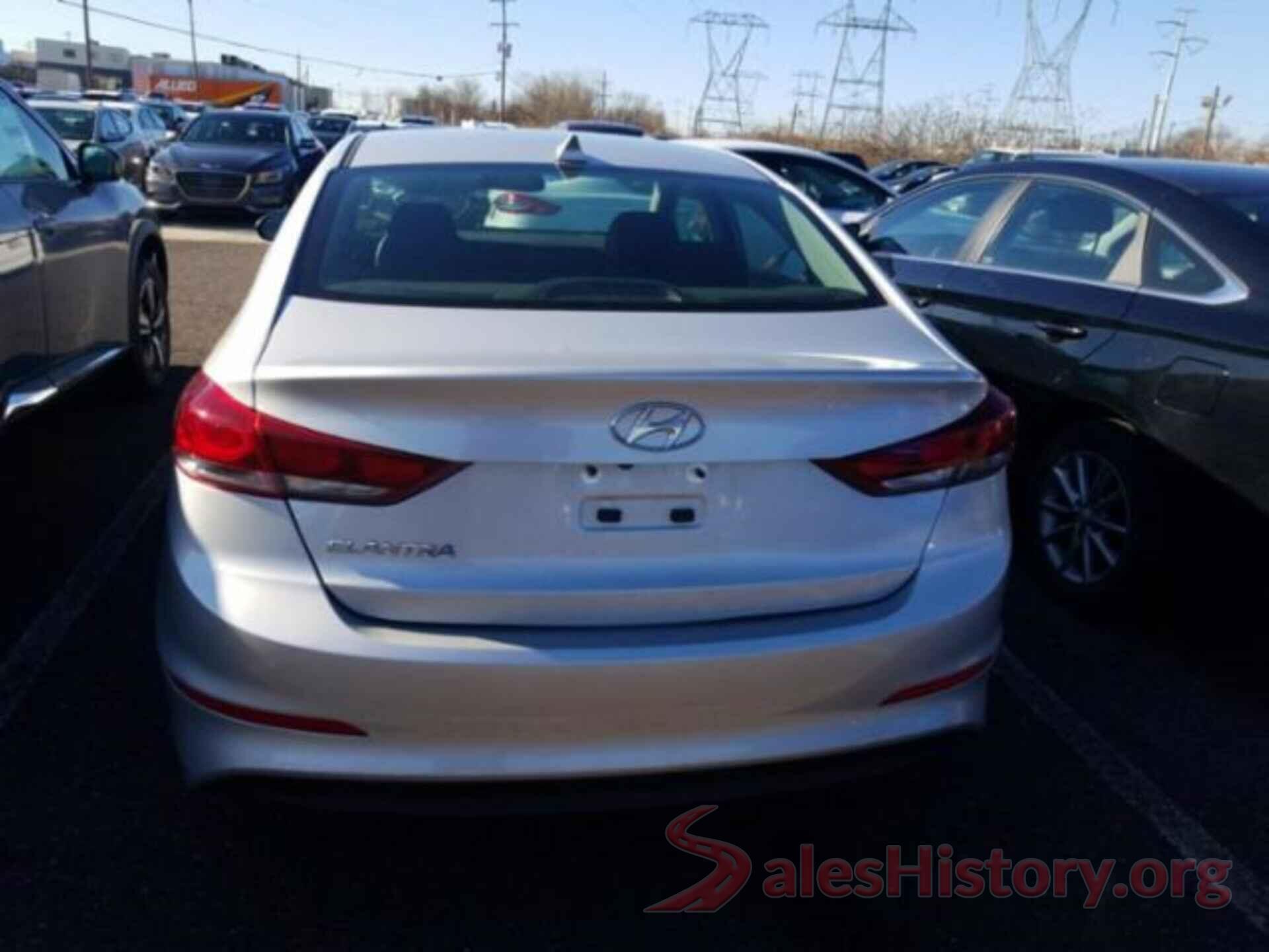 5NPD84LF8JH278960 2018 HYUNDAI ELANTRA