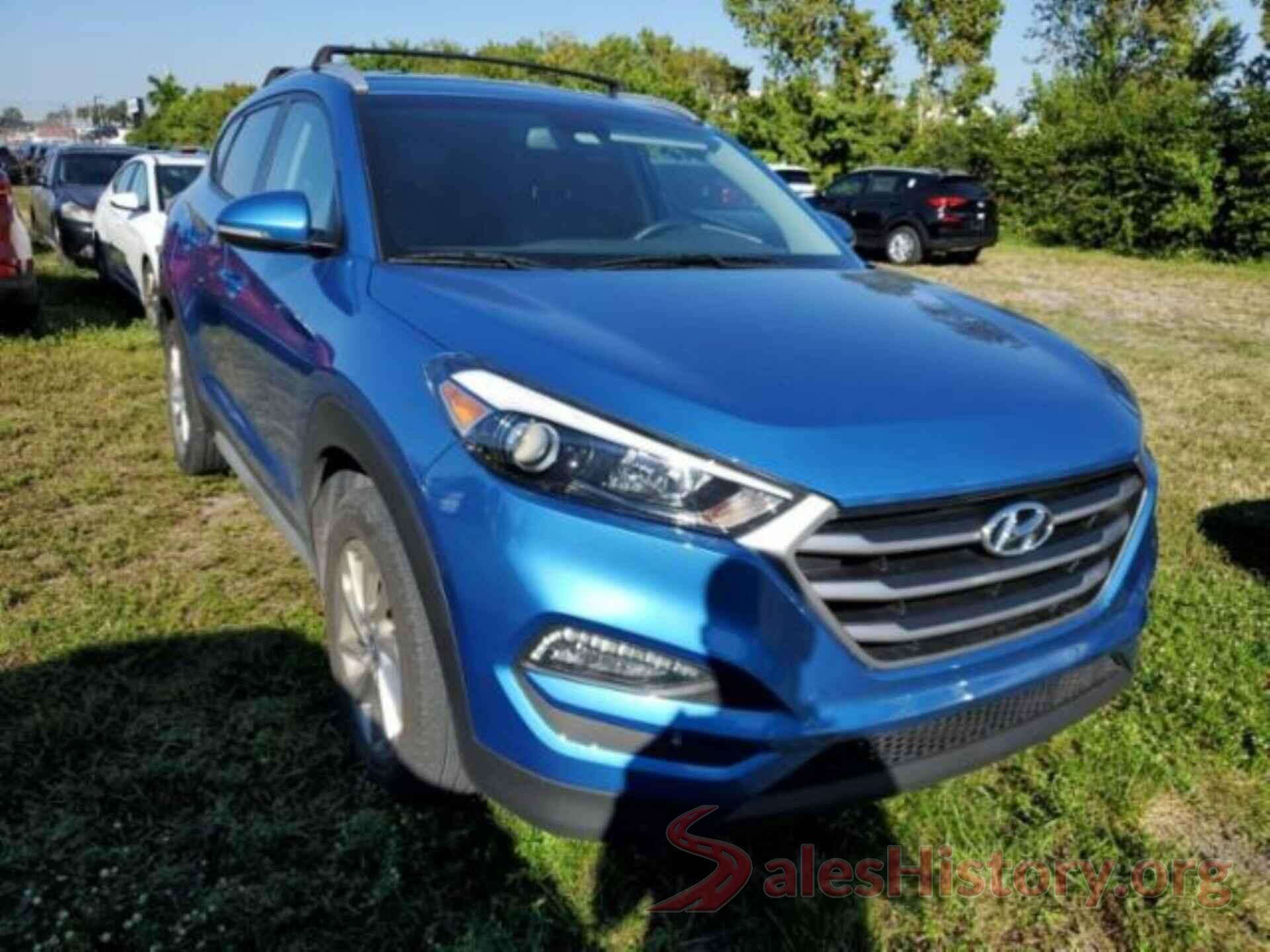 KM8J33A48JU621765 2018 HYUNDAI TUCSON