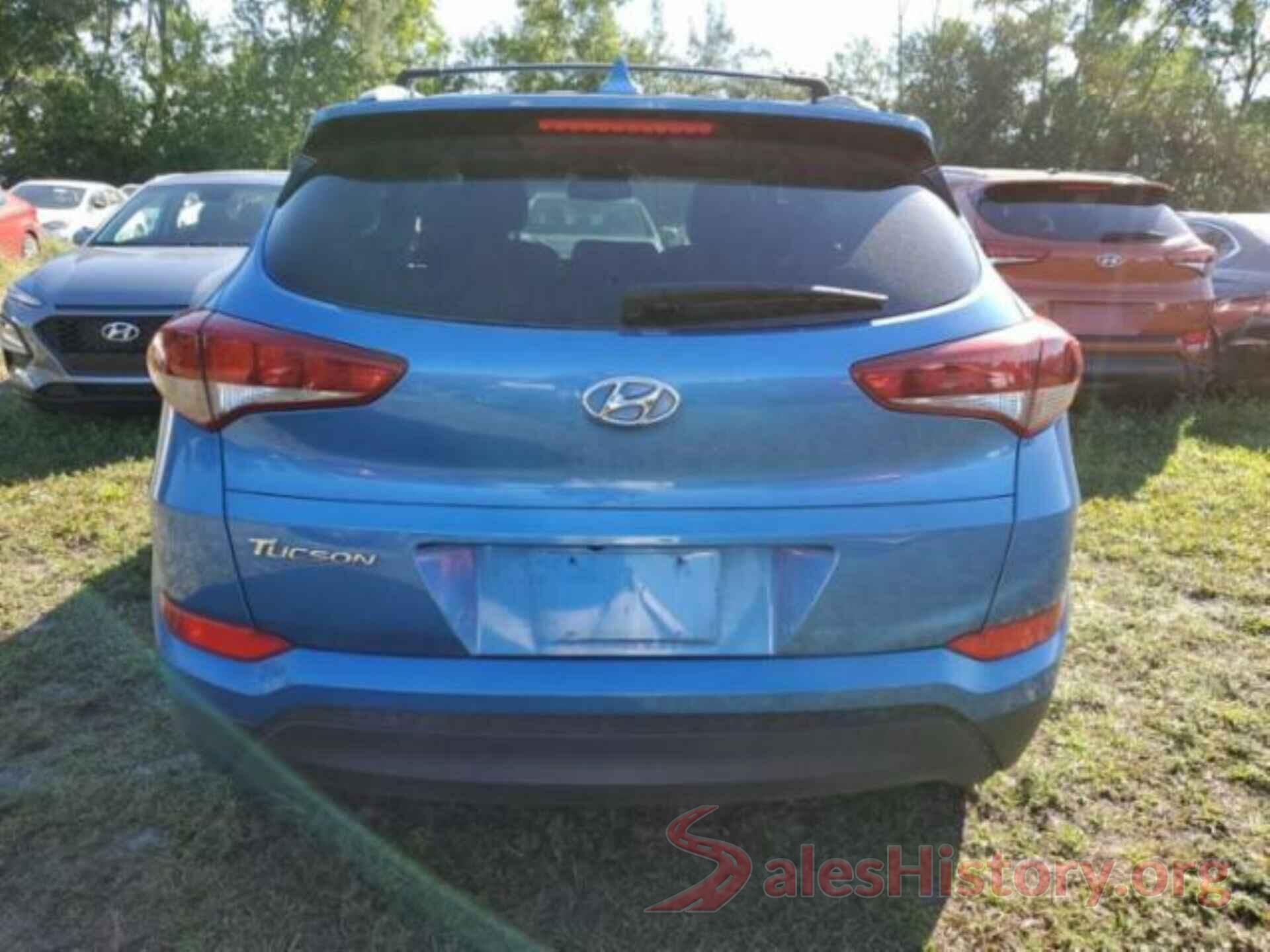 KM8J33A48JU621765 2018 HYUNDAI TUCSON