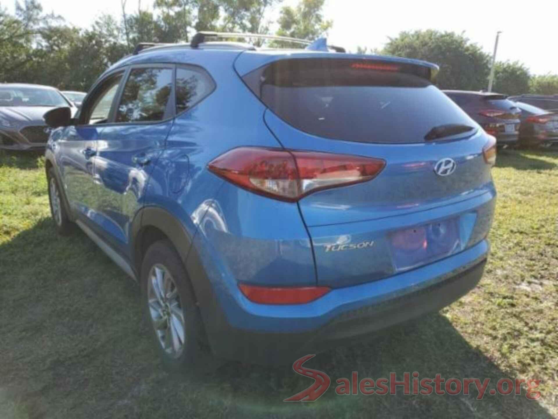 KM8J33A48JU621765 2018 HYUNDAI TUCSON