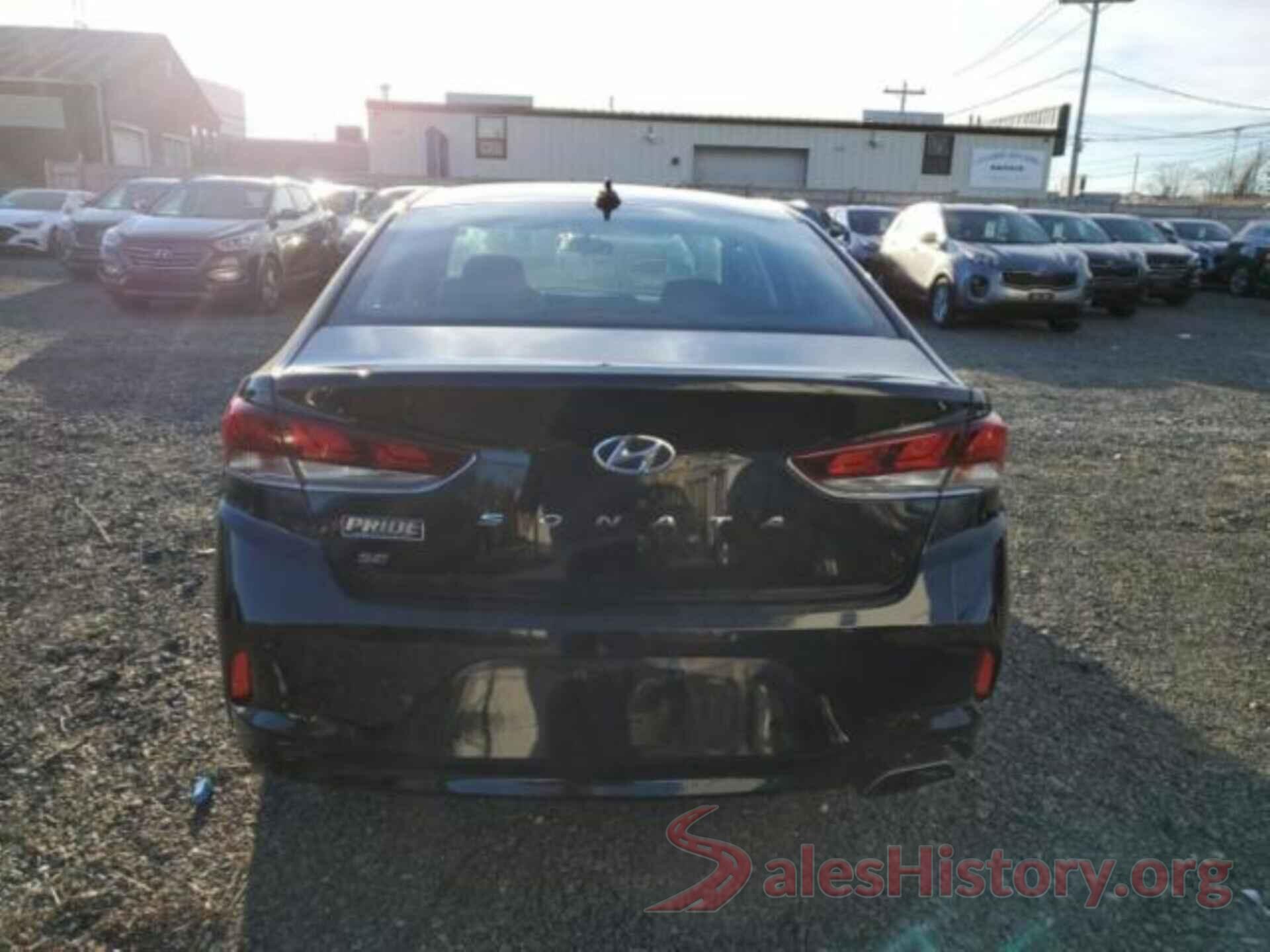 5NPE24AF7JH605227 2018 HYUNDAI SONATA