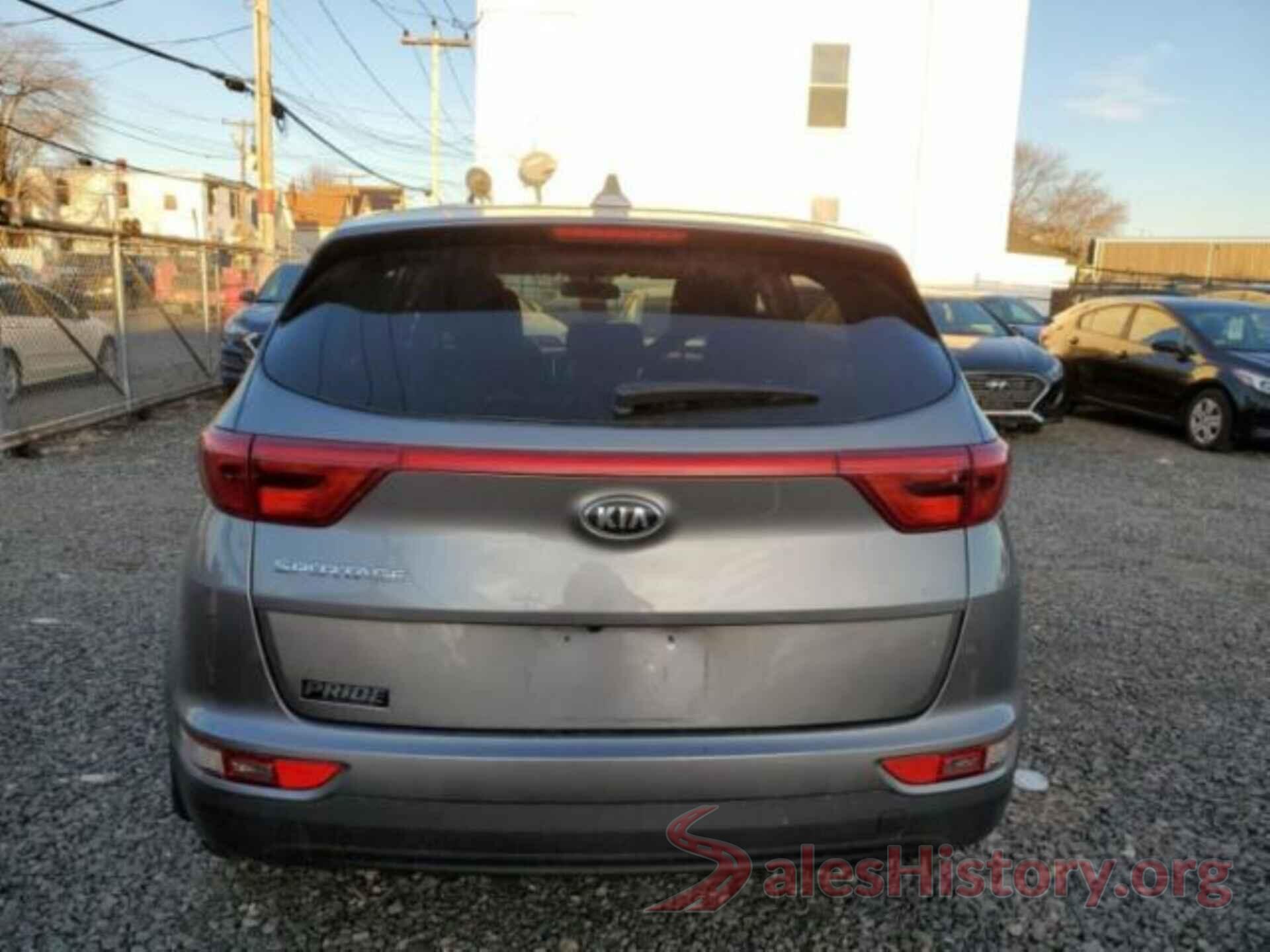 KNDPMCACXJ7394855 2018 KIA SPORTAGE