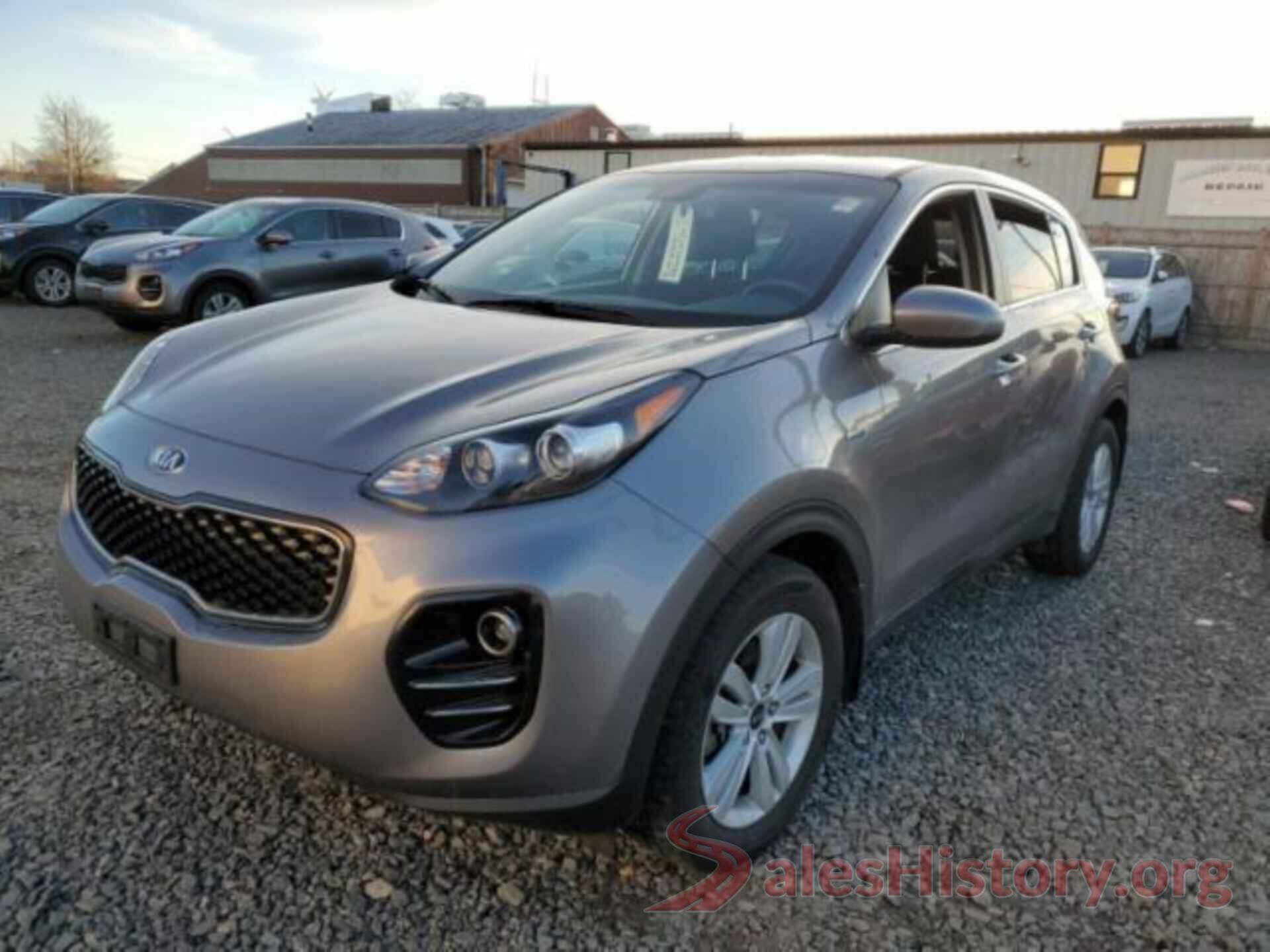 KNDPMCACXJ7394855 2018 KIA SPORTAGE