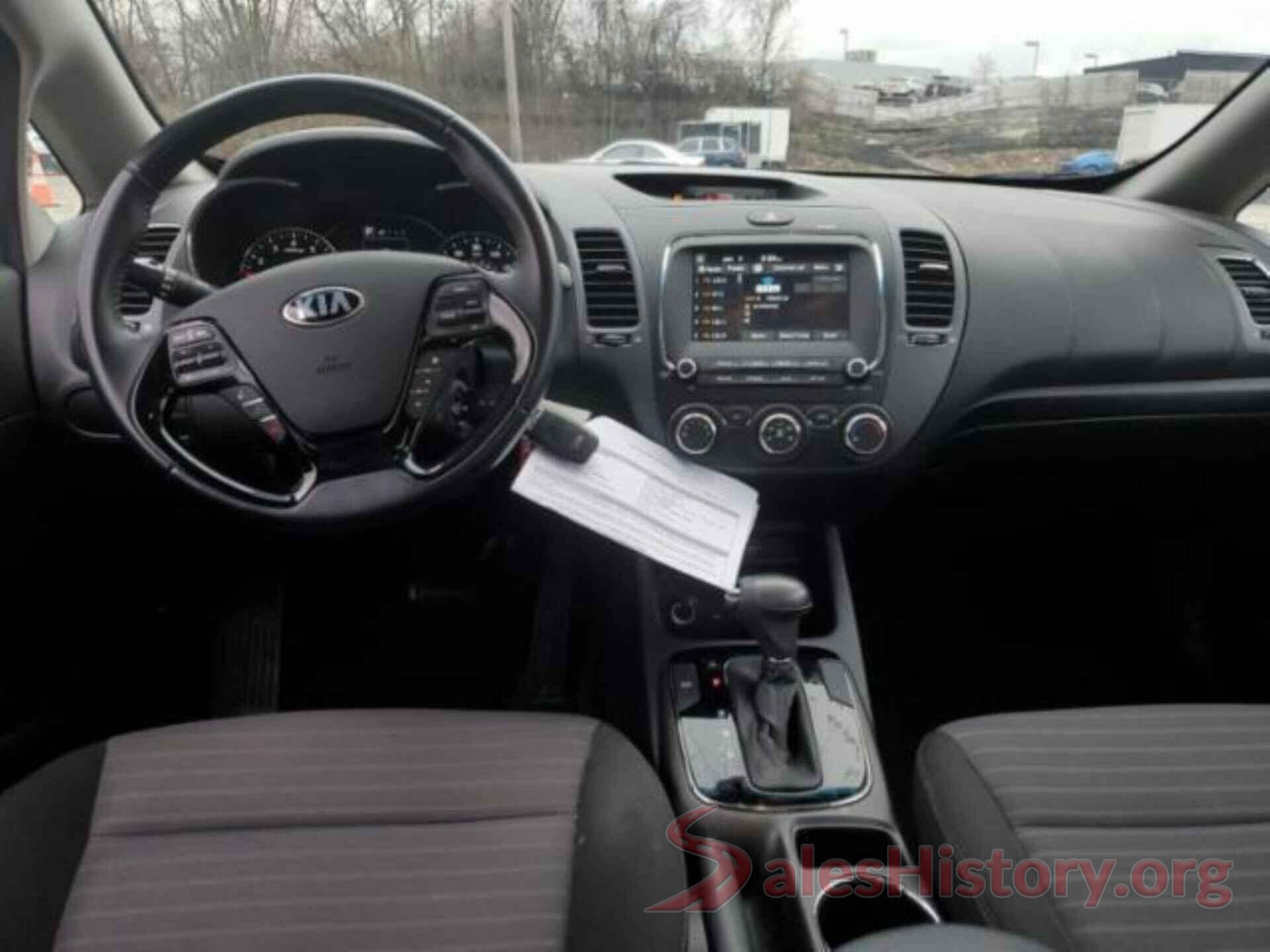 3KPFL4A73JE174755 2018 KIA FORTE