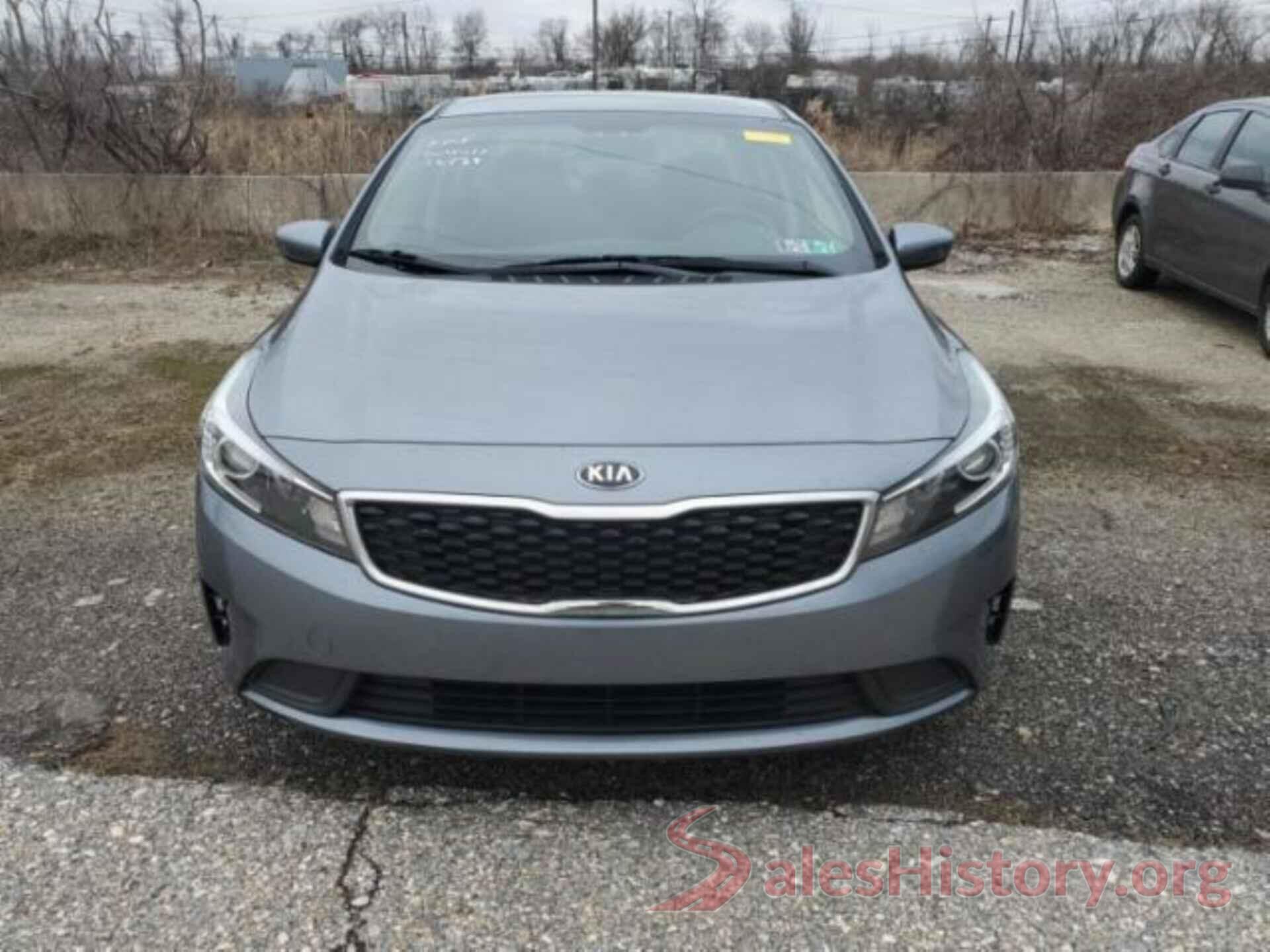 3KPFL4A73JE174755 2018 KIA FORTE