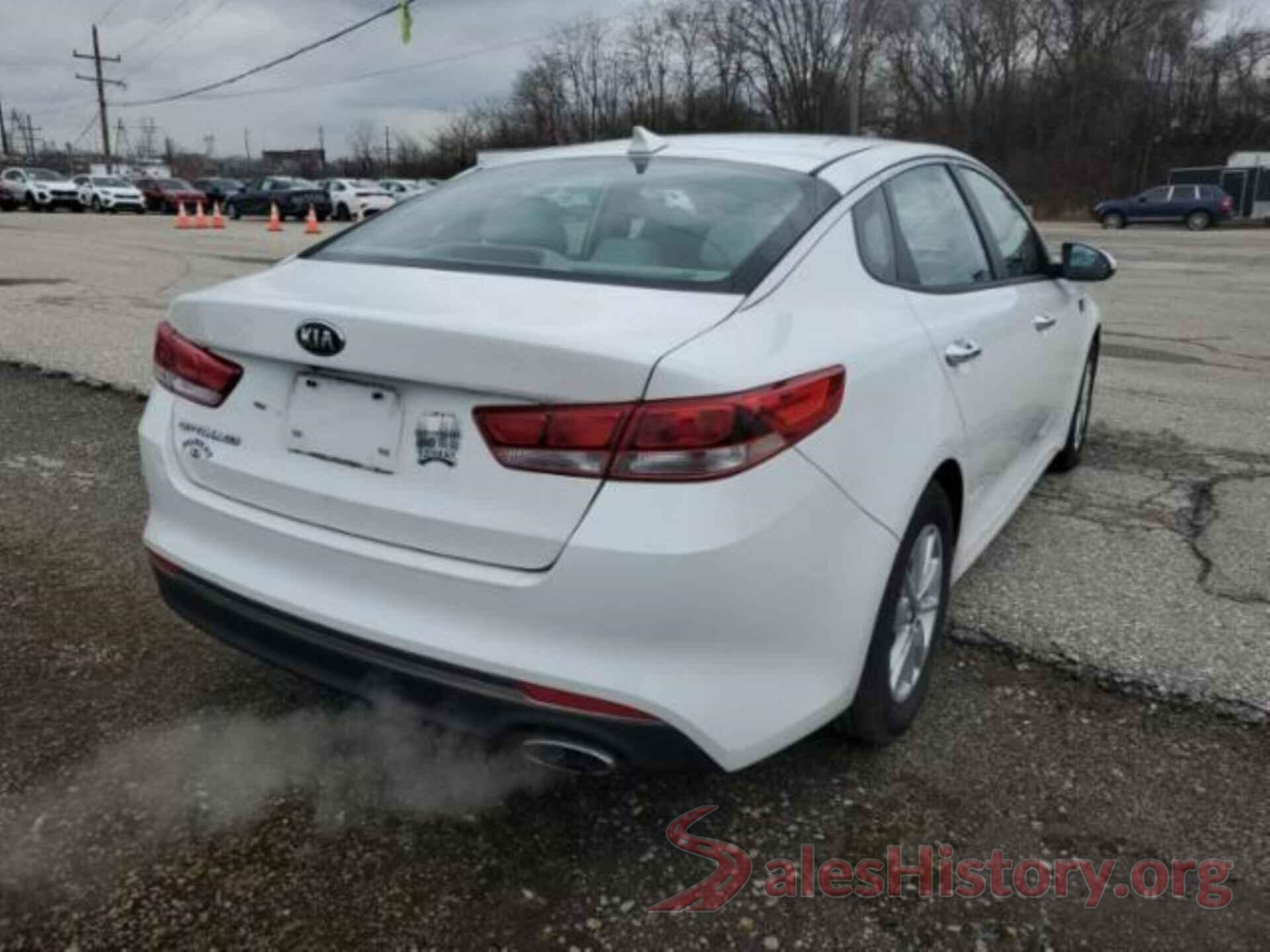 5XXGT4L38HG158888 2017 KIA OPTIMA