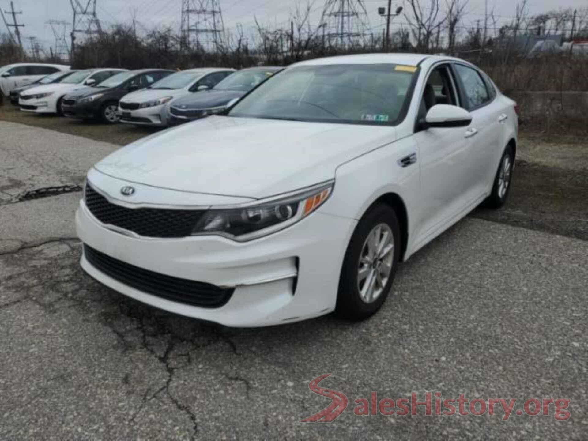 5XXGT4L38HG158888 2017 KIA OPTIMA