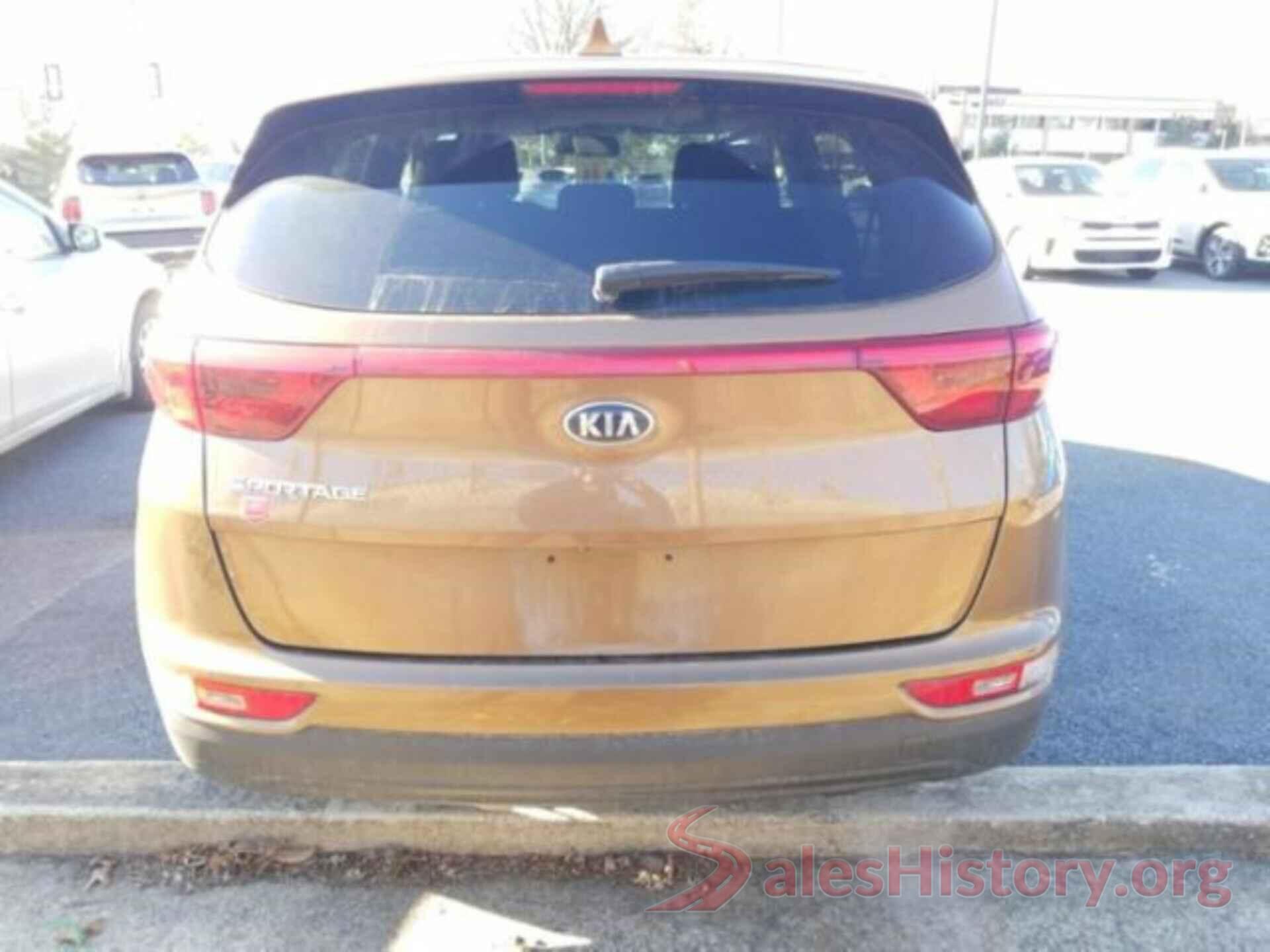 KNDPMCAC1J7379273 2018 KIA SPORTAGE