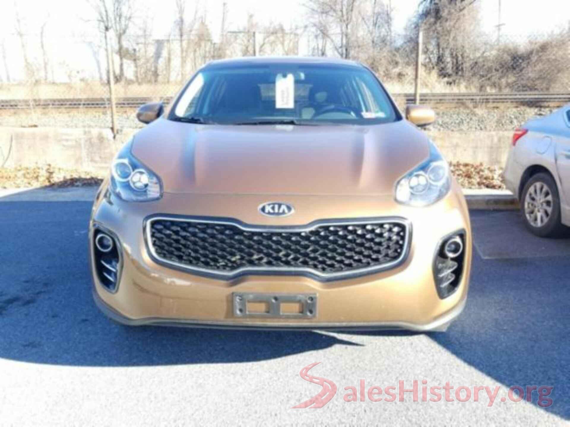 KNDPMCAC1J7379273 2018 KIA SPORTAGE