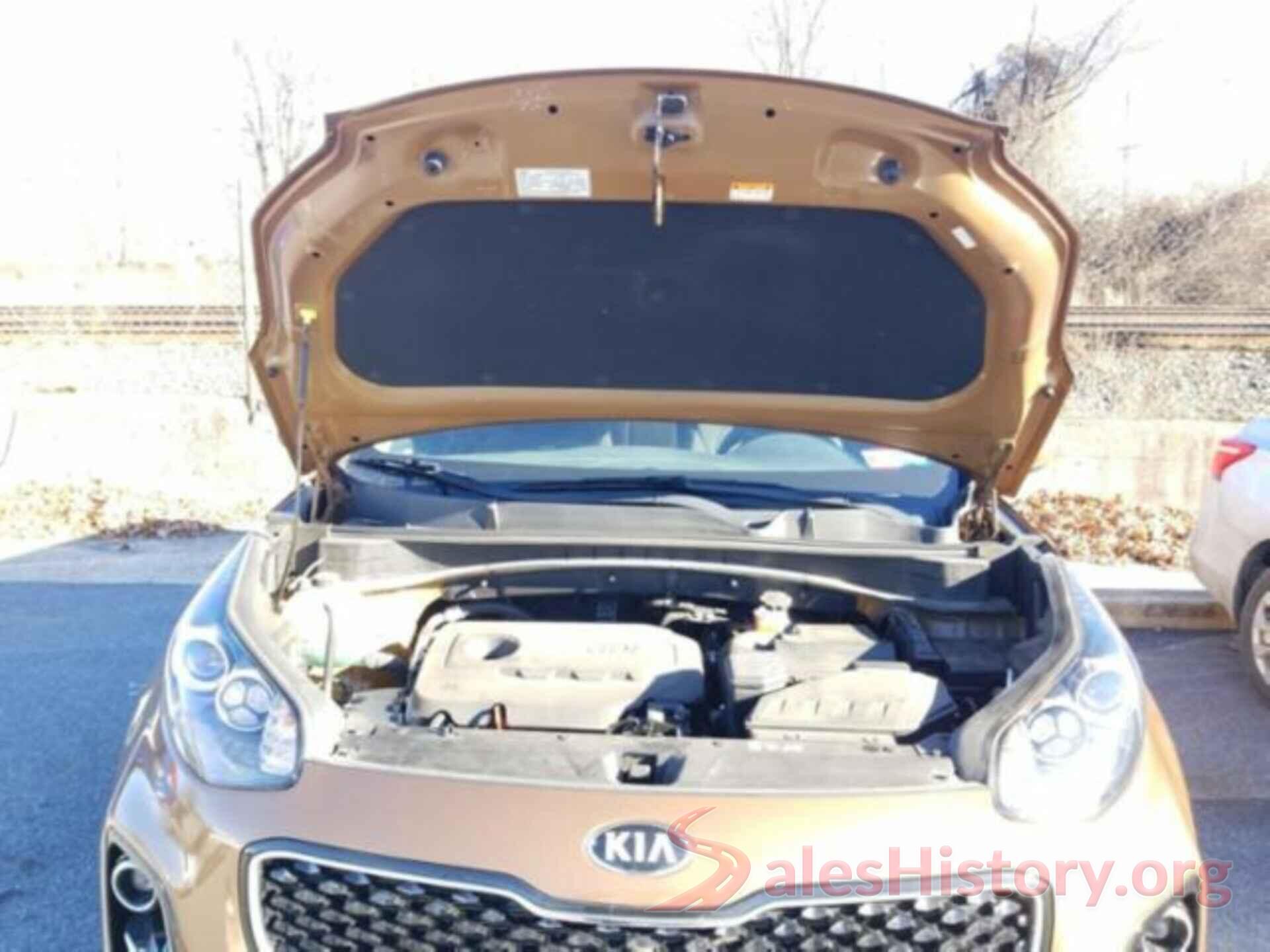 KNDPMCAC1J7379273 2018 KIA SPORTAGE