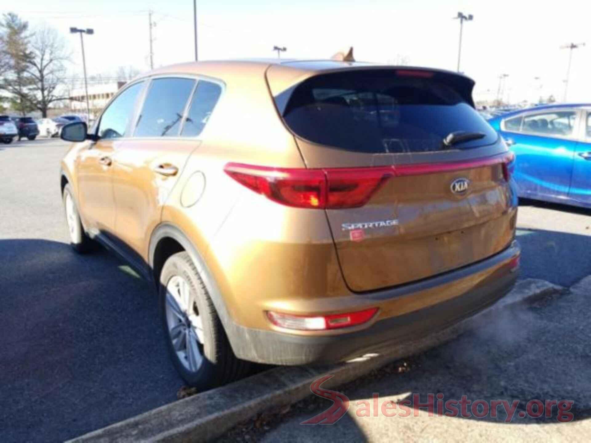 KNDPMCAC1J7379273 2018 KIA SPORTAGE