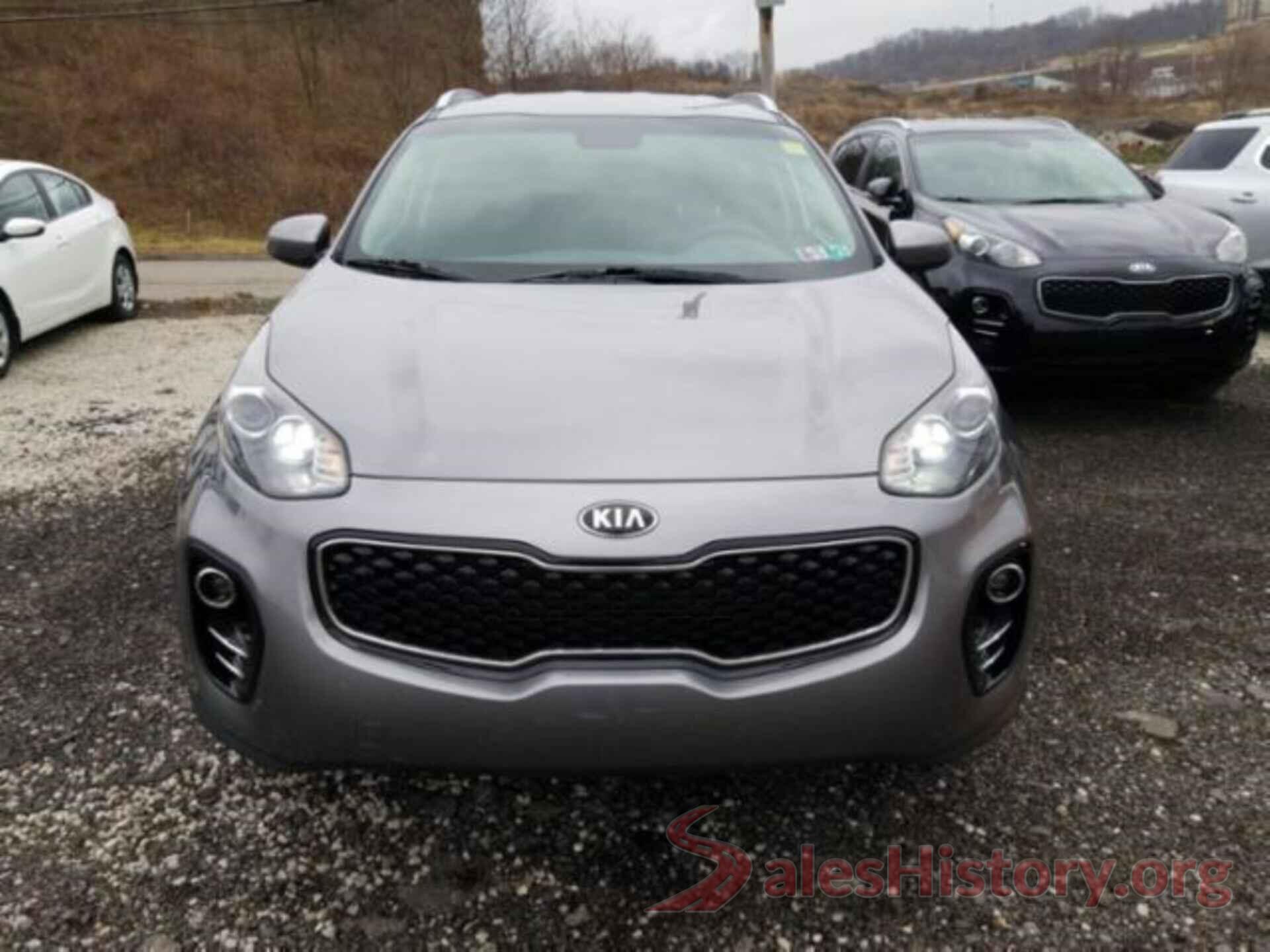 KNDPMCAC6J7467008 2018 KIA SPORTAGE