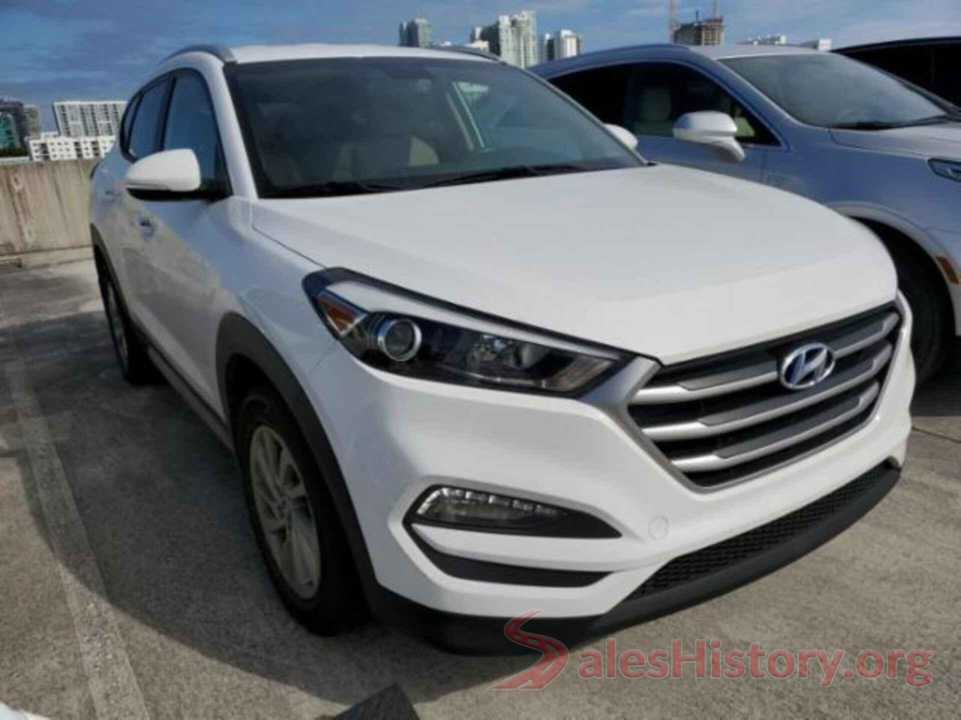 KM8J33A48HU381000 2017 HYUNDAI TUCSON