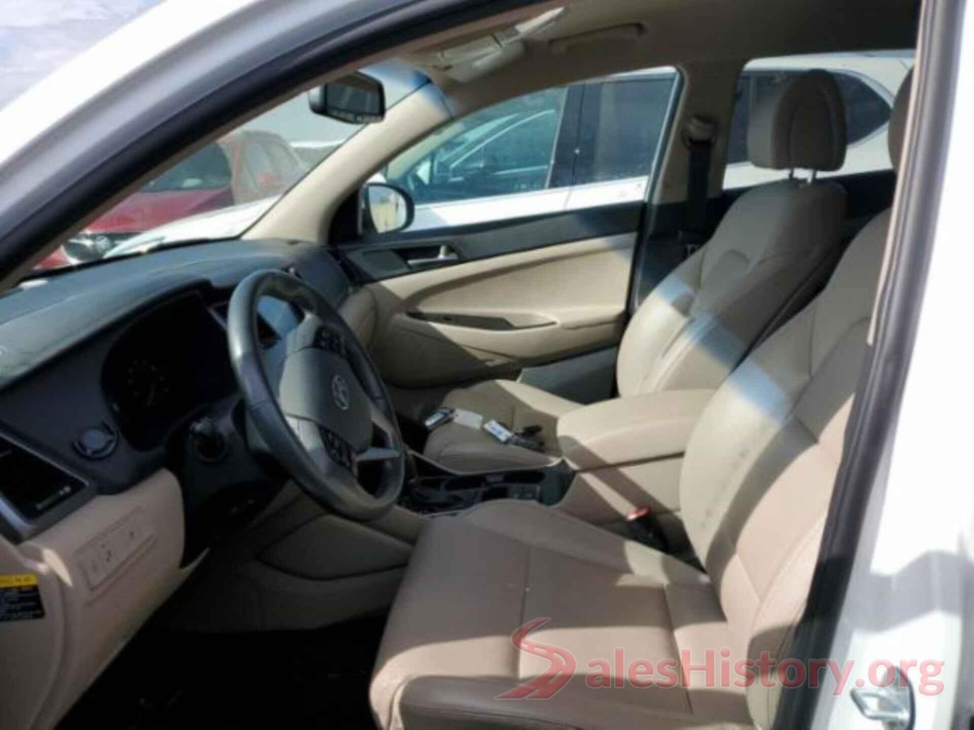 KM8J33A48HU381000 2017 HYUNDAI TUCSON