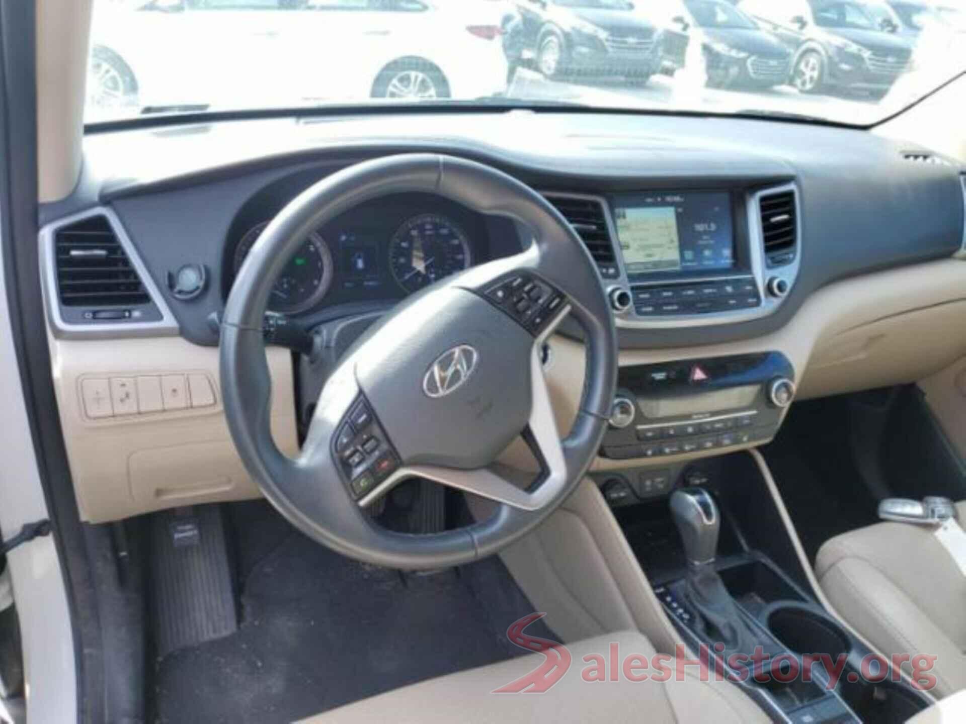 KM8J33A48HU381000 2017 HYUNDAI TUCSON