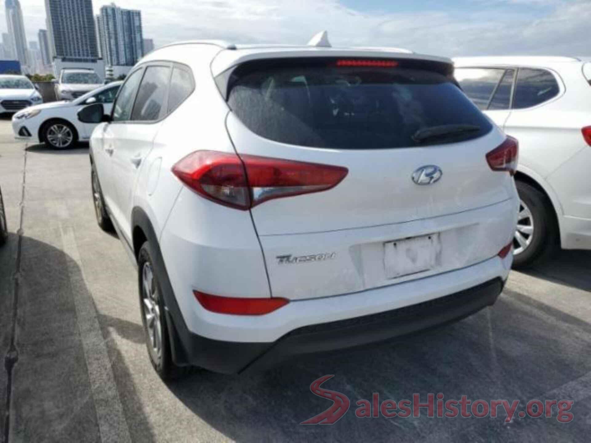 KM8J33A48HU381000 2017 HYUNDAI TUCSON