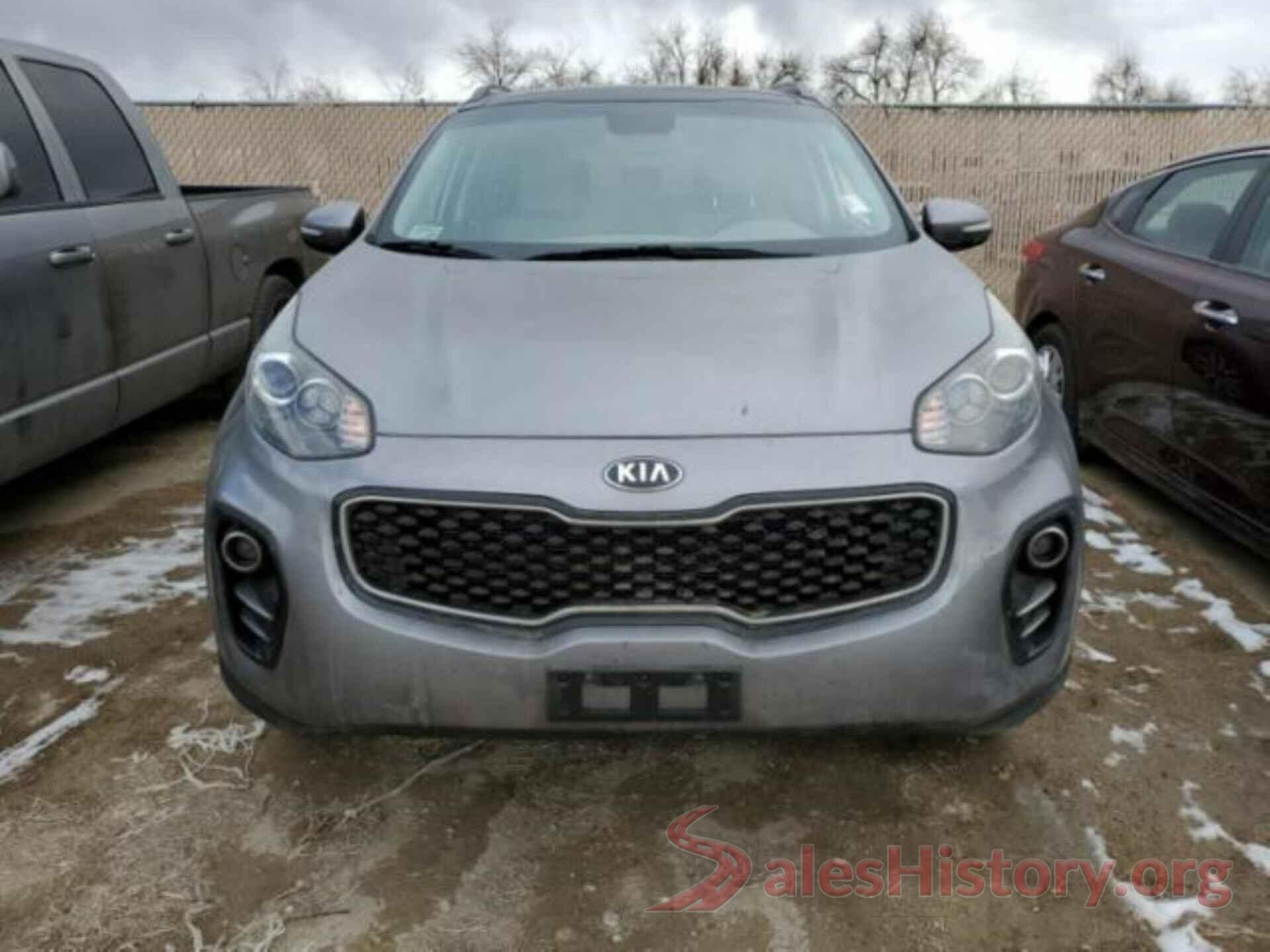 KNDPNCAC4J7371553 2018 KIA SPORTAGE