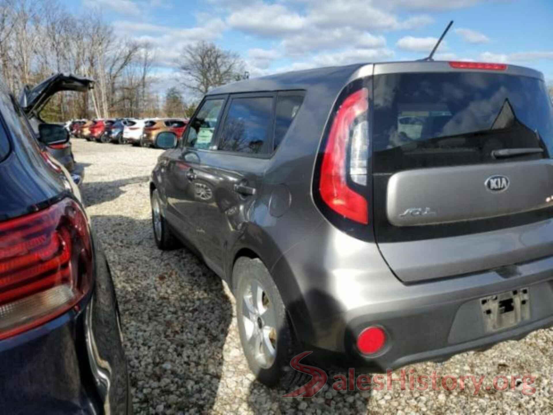 KNDJN2A20J7546260 2018 KIA SOUL