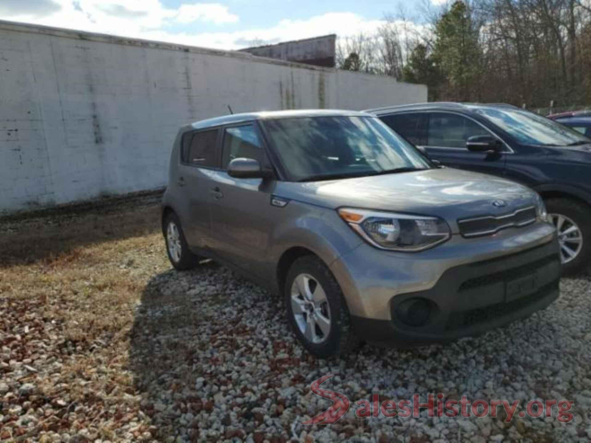 KNDJN2A20J7546260 2018 KIA SOUL