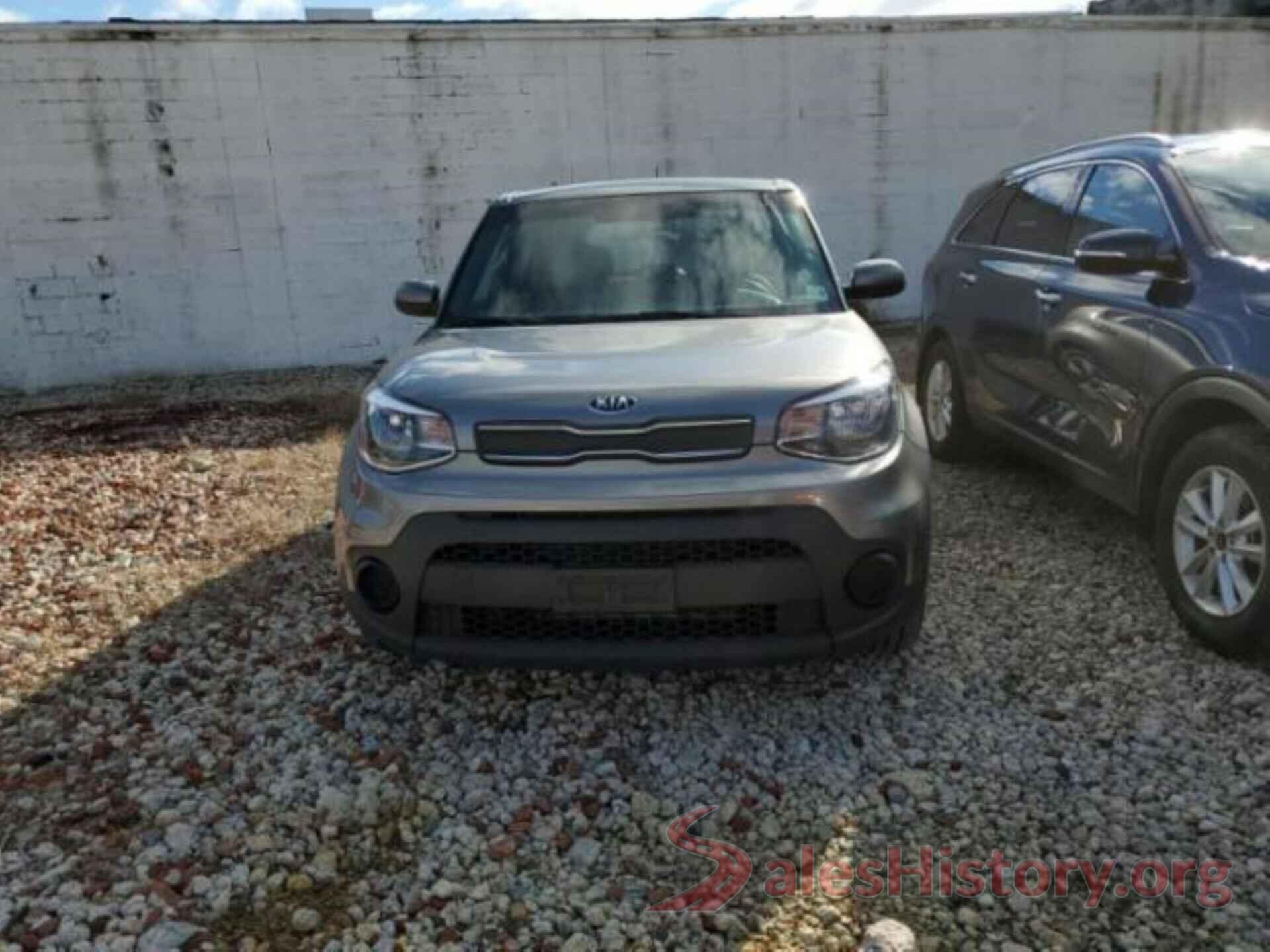 KNDJN2A20J7546260 2018 KIA SOUL