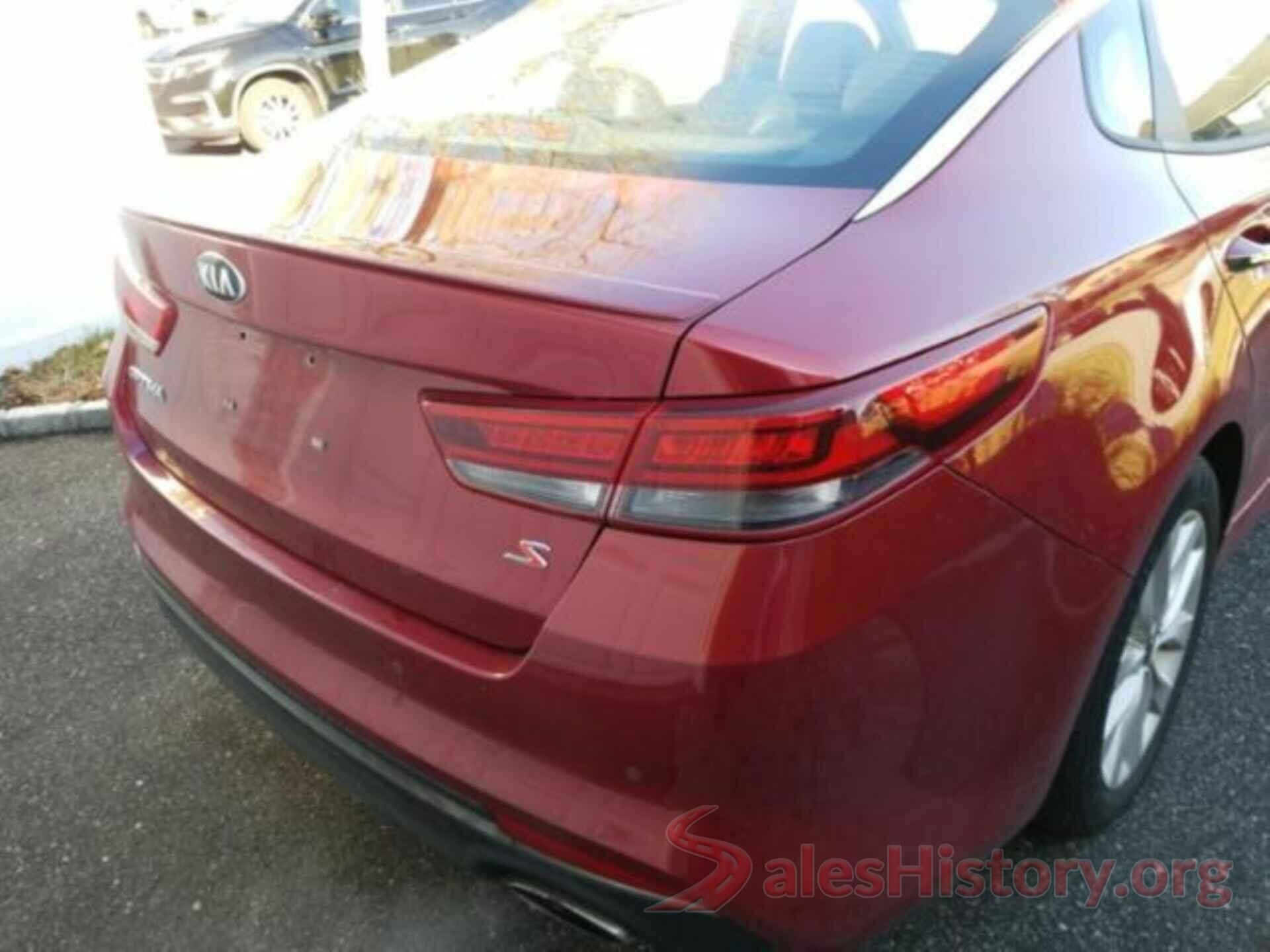 5XXGT4L30JG205997 2018 KIA OPTIMA