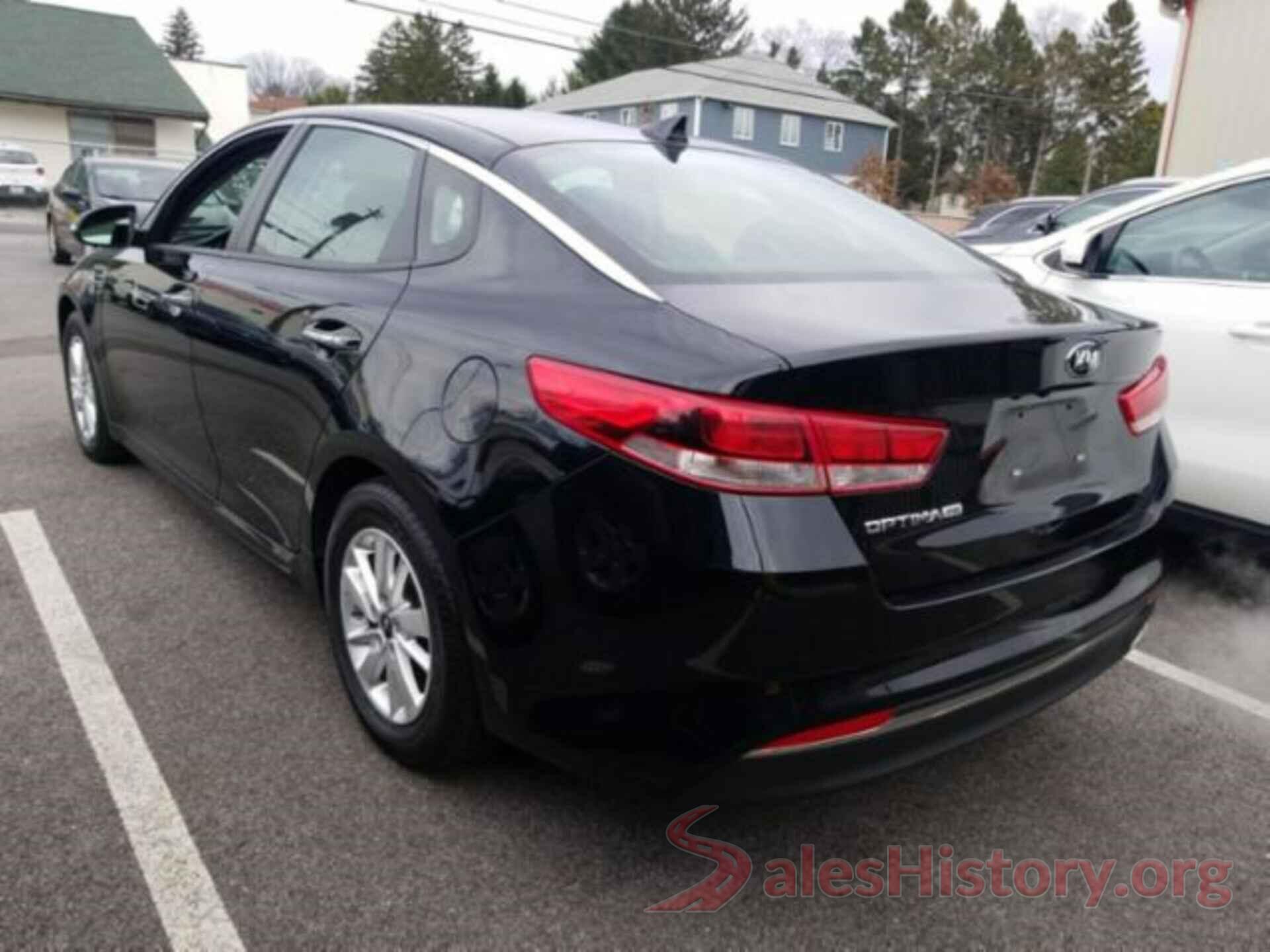 5XXGT4L31JG210383 2018 KIA OPTIMA