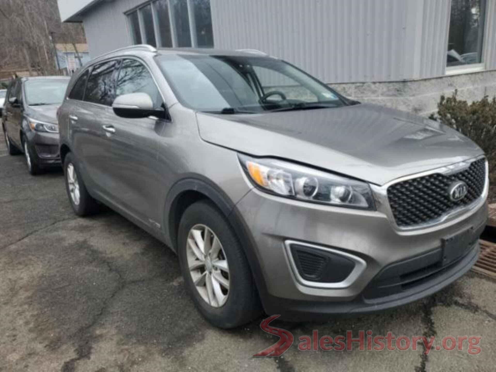 5XYPGDA57HG324564 2017 KIA SORENTO